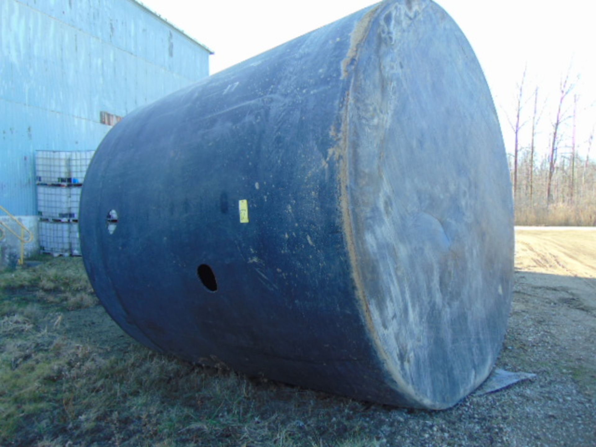 ROUND POLYURETHANE TANK, 10,000 gal. cap.