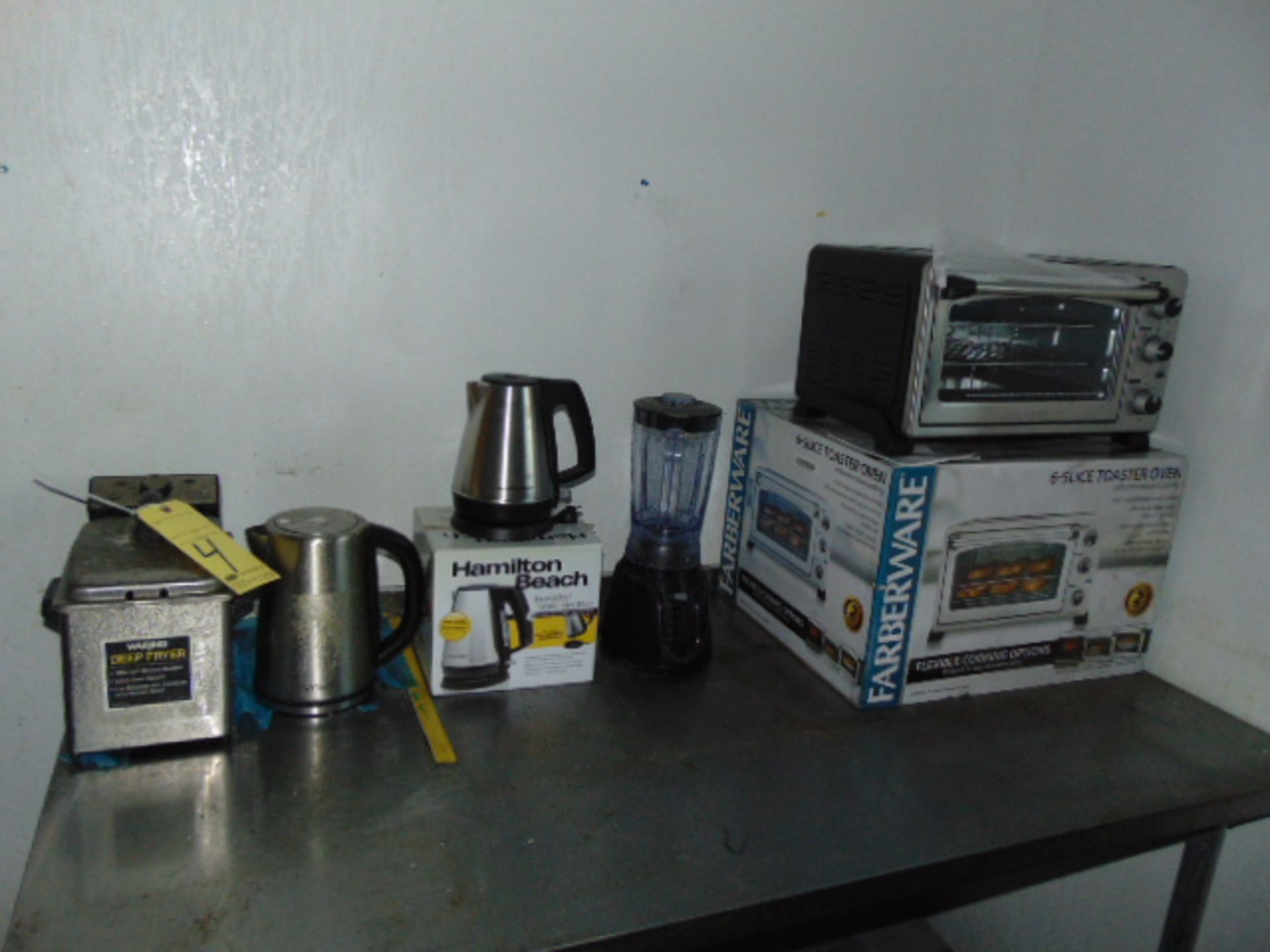 LOT CONSISTING OF: (2) deep fryers, (2) electric kettles, blender & toaster oven