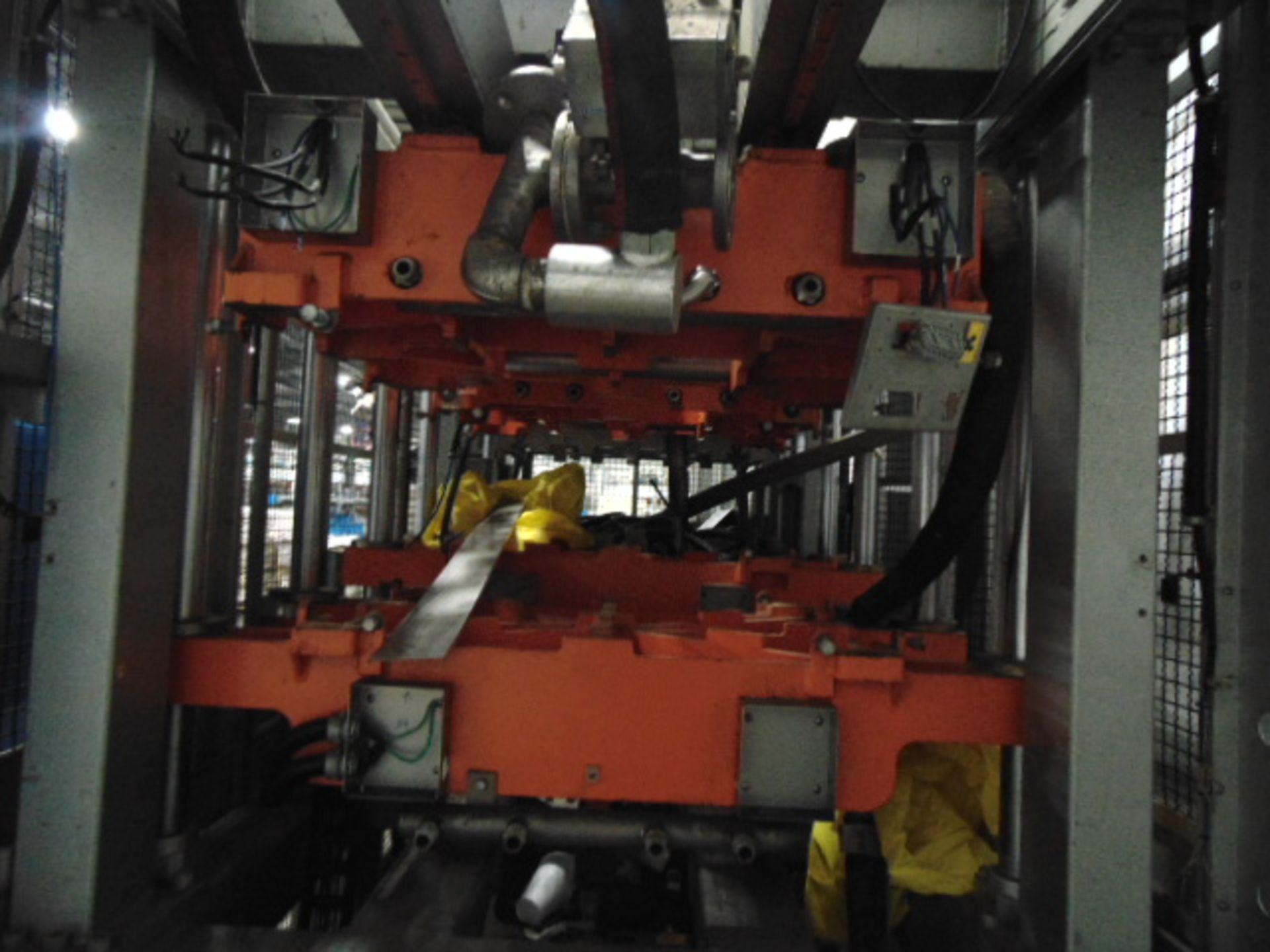 THERMOFORMING MACHINE, TAIWAN PULP MOLDING MDL. TPM-850, mfg. 5/2015, 850mm x 750mm x 100mm - Image 3 of 7