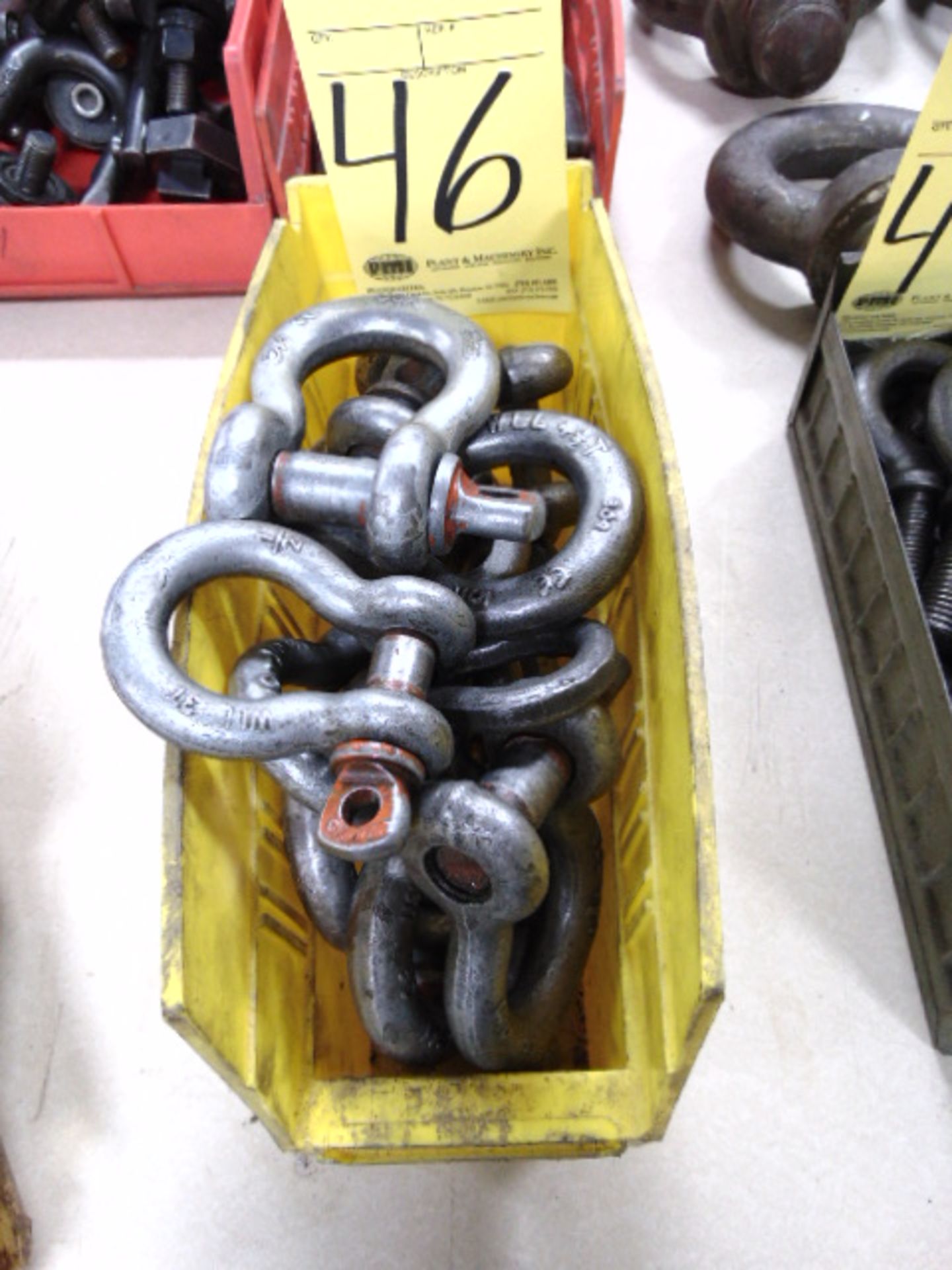 LOT OF SHACKLES, assorted (in one box)