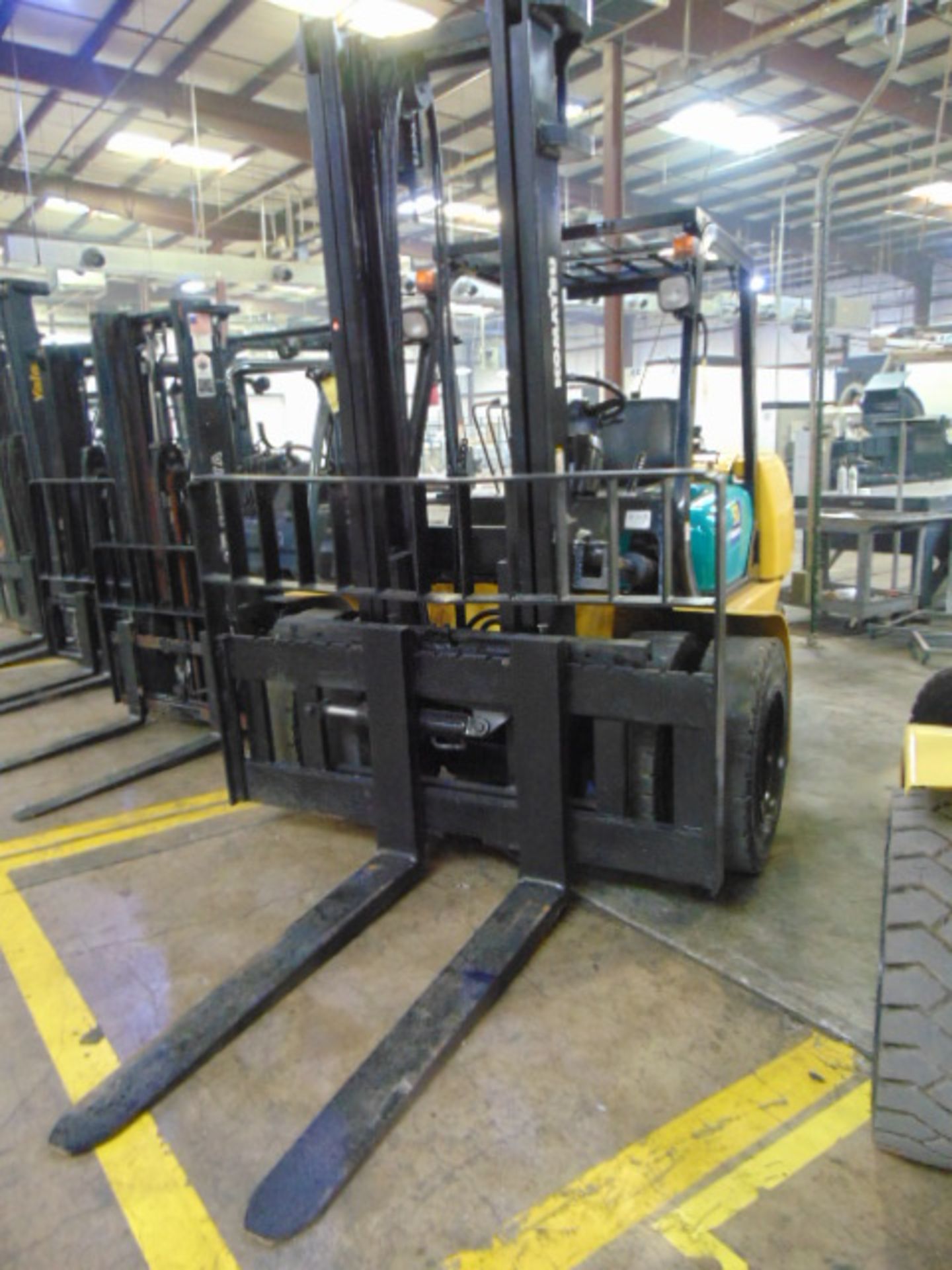 FORKLIFT, KOMATSU 11,000 LB. CAP. MDL. FG50A12-8, new 2006, 100" standard mast, 145" lift ht.,