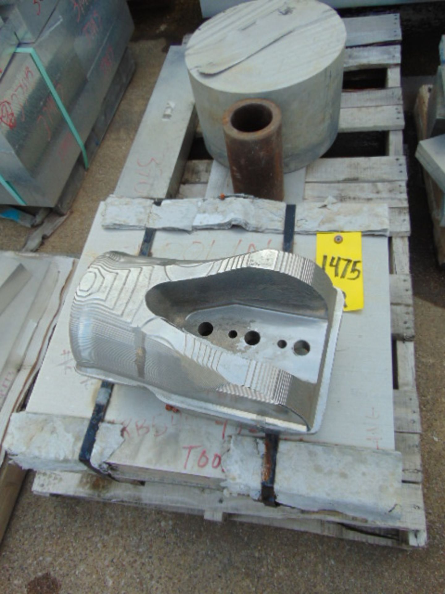 LOT OF RAW MATERIAL, ALUMINUM, (on five skids) (Note: buyer will be able to request MTR (s) directly - Image 4 of 5