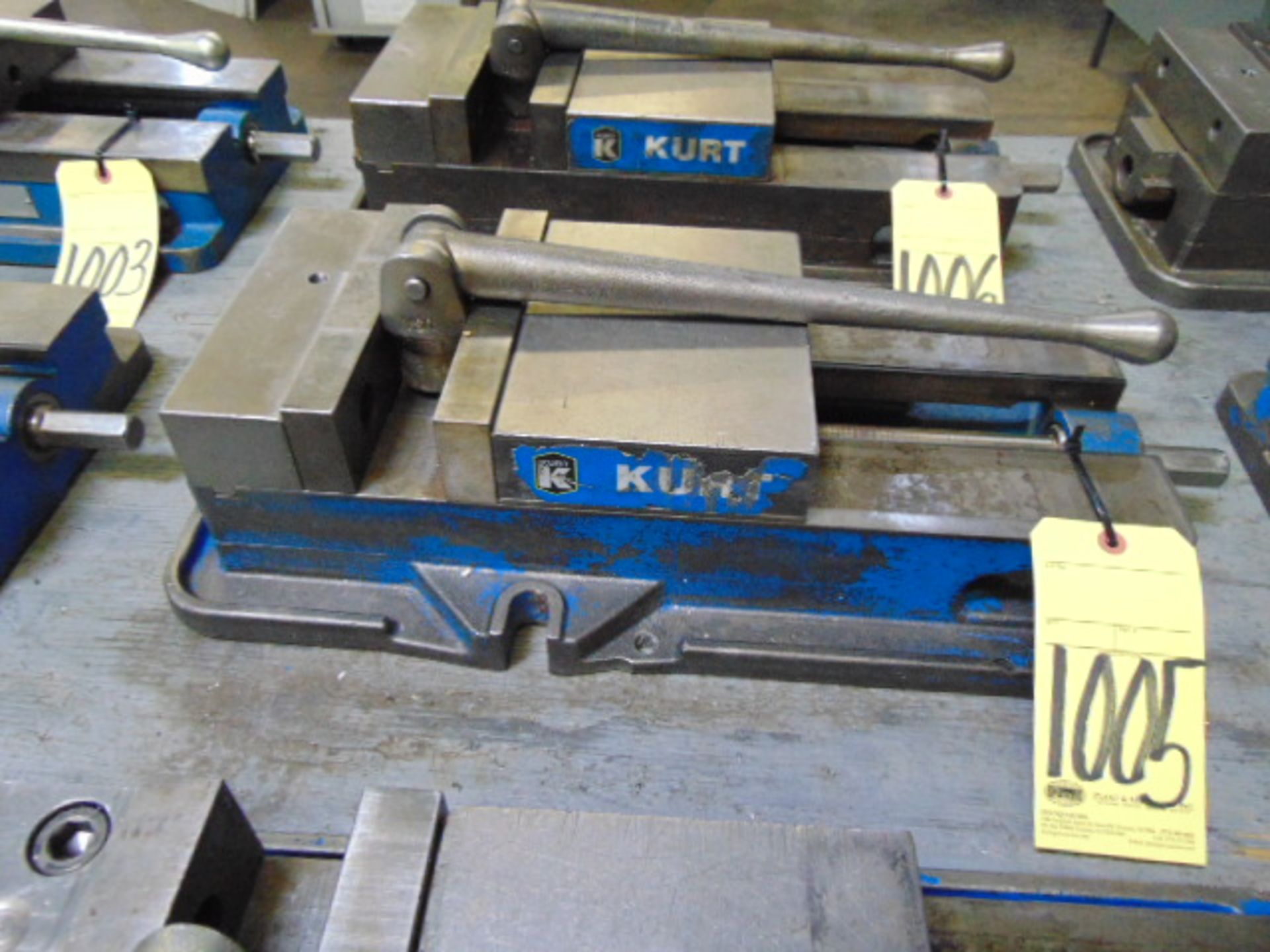 MACHINE VISE, KURT 8"