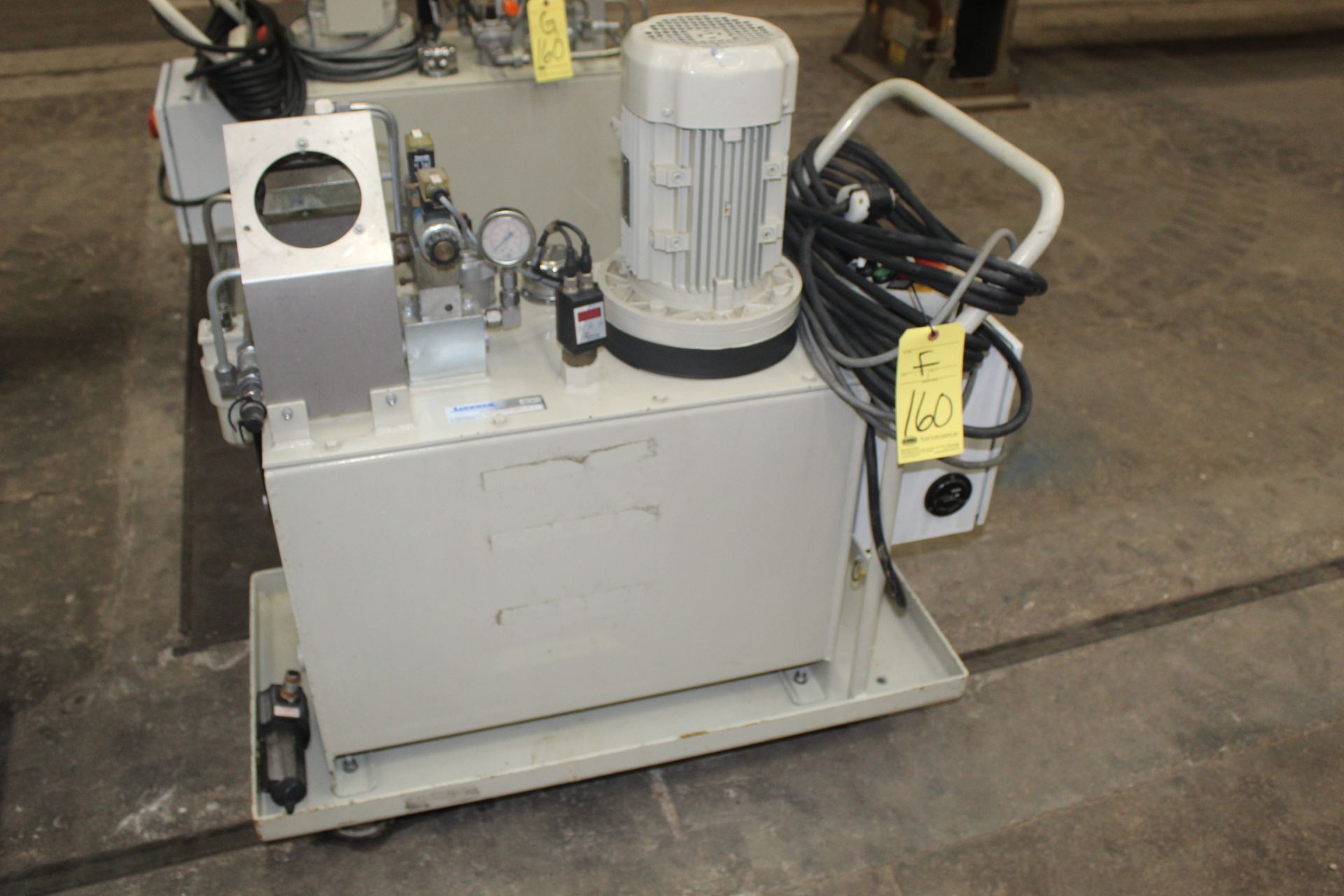 HYDRAULIC POWER UNIT, LIPPOLD, on roller cart