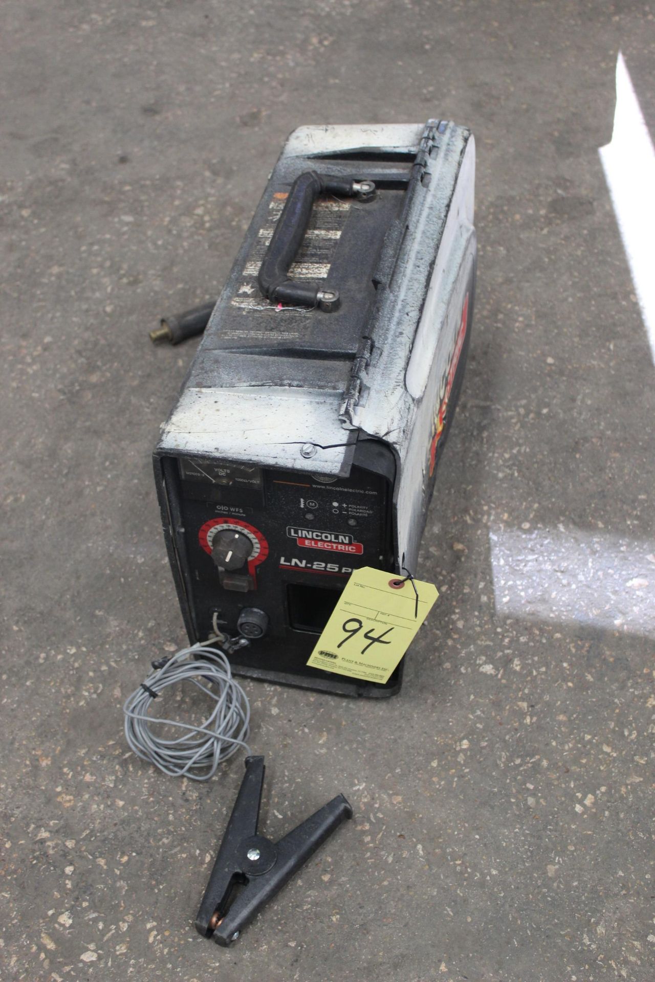 PORTABLE SUITCASE WIRE FEEDER, LINCOLN ELECTRIC MDL. NLN-25 PRO, S/N N.A.