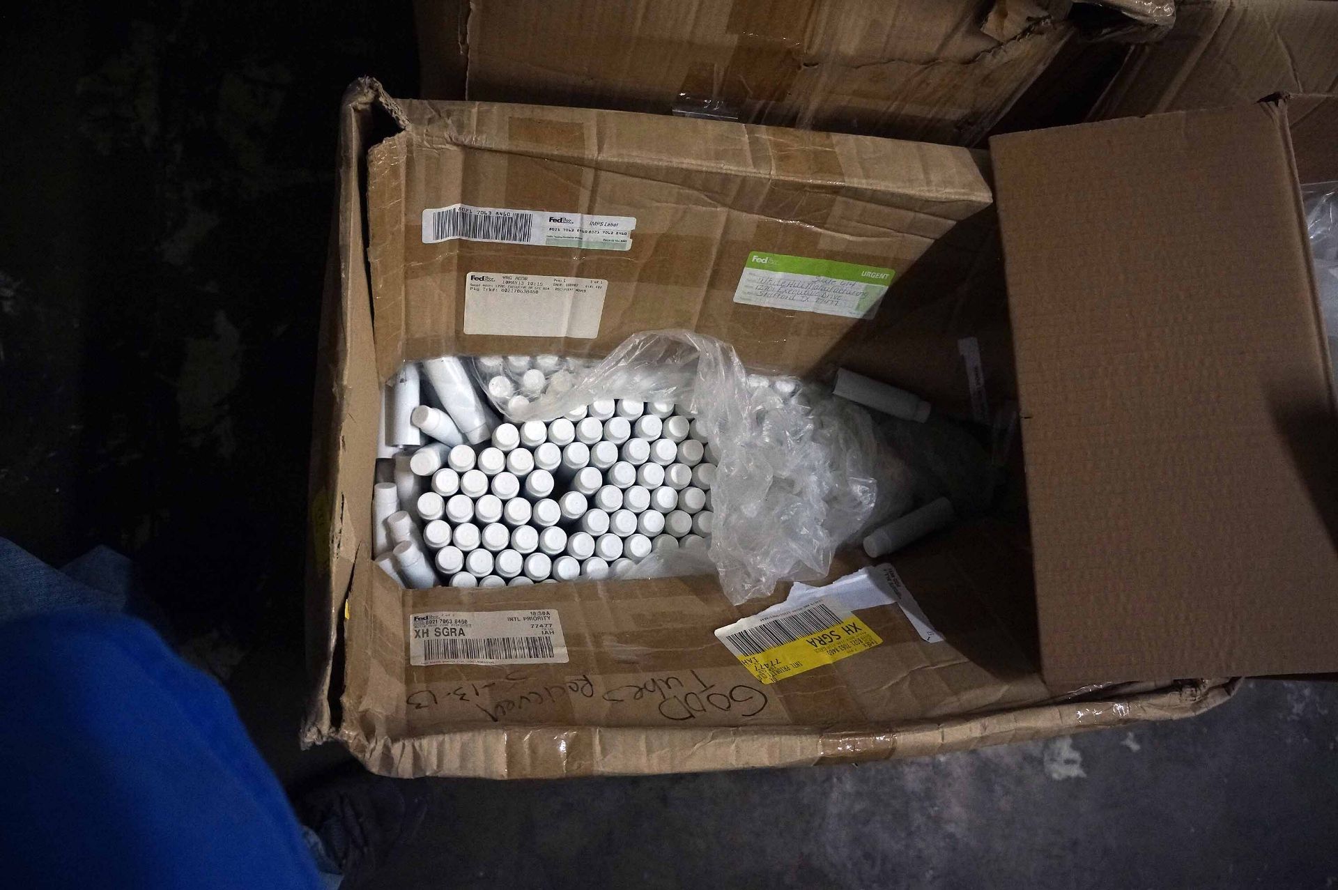 LOT CONSISTING OF: plastic tubes, bottles, spray nozzles, etc. (on eight pallets) - Image 8 of 20