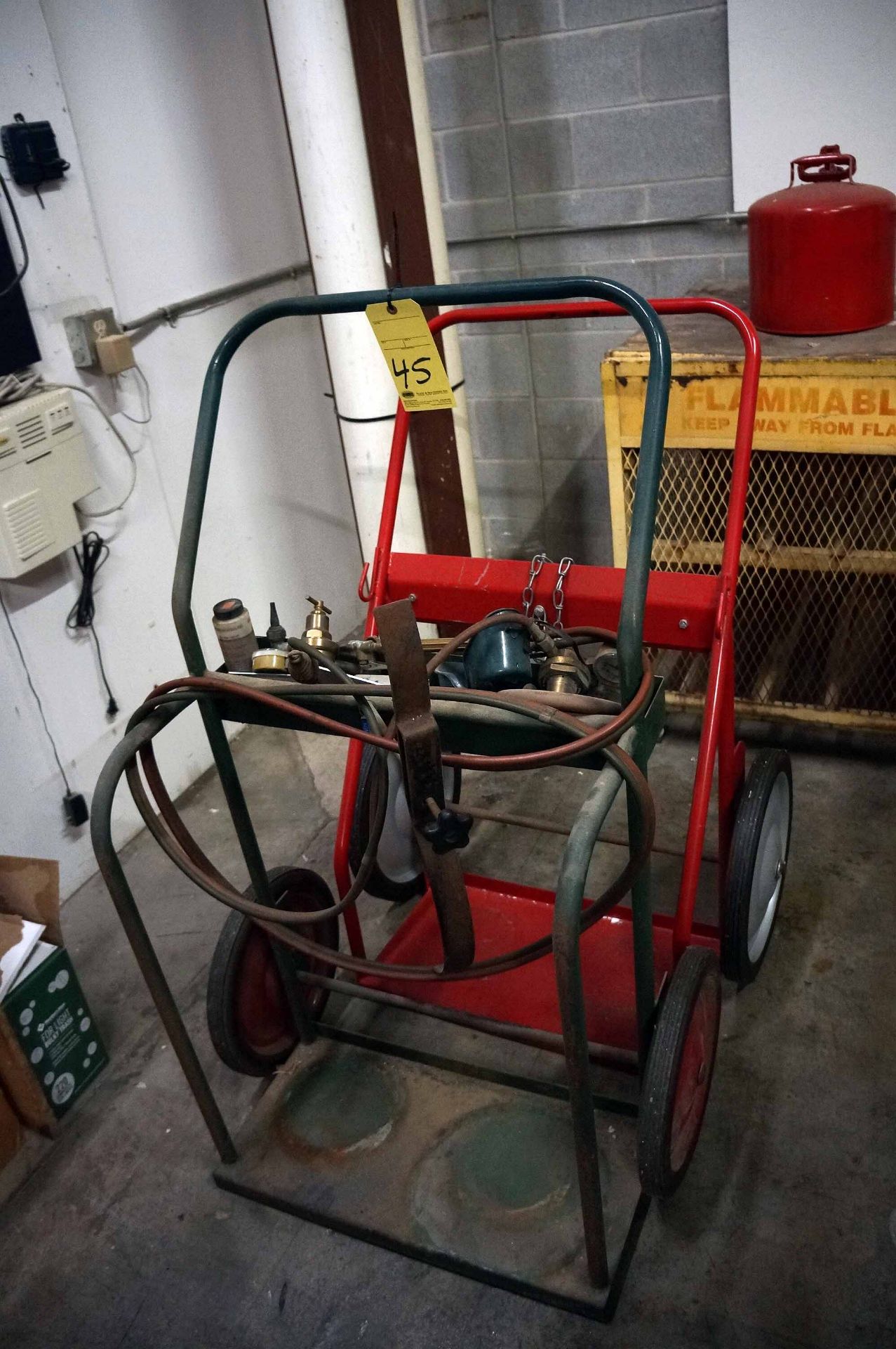 LOT OF GAS BOTTLE CARTS: Anthony & Dayton, w/gauges