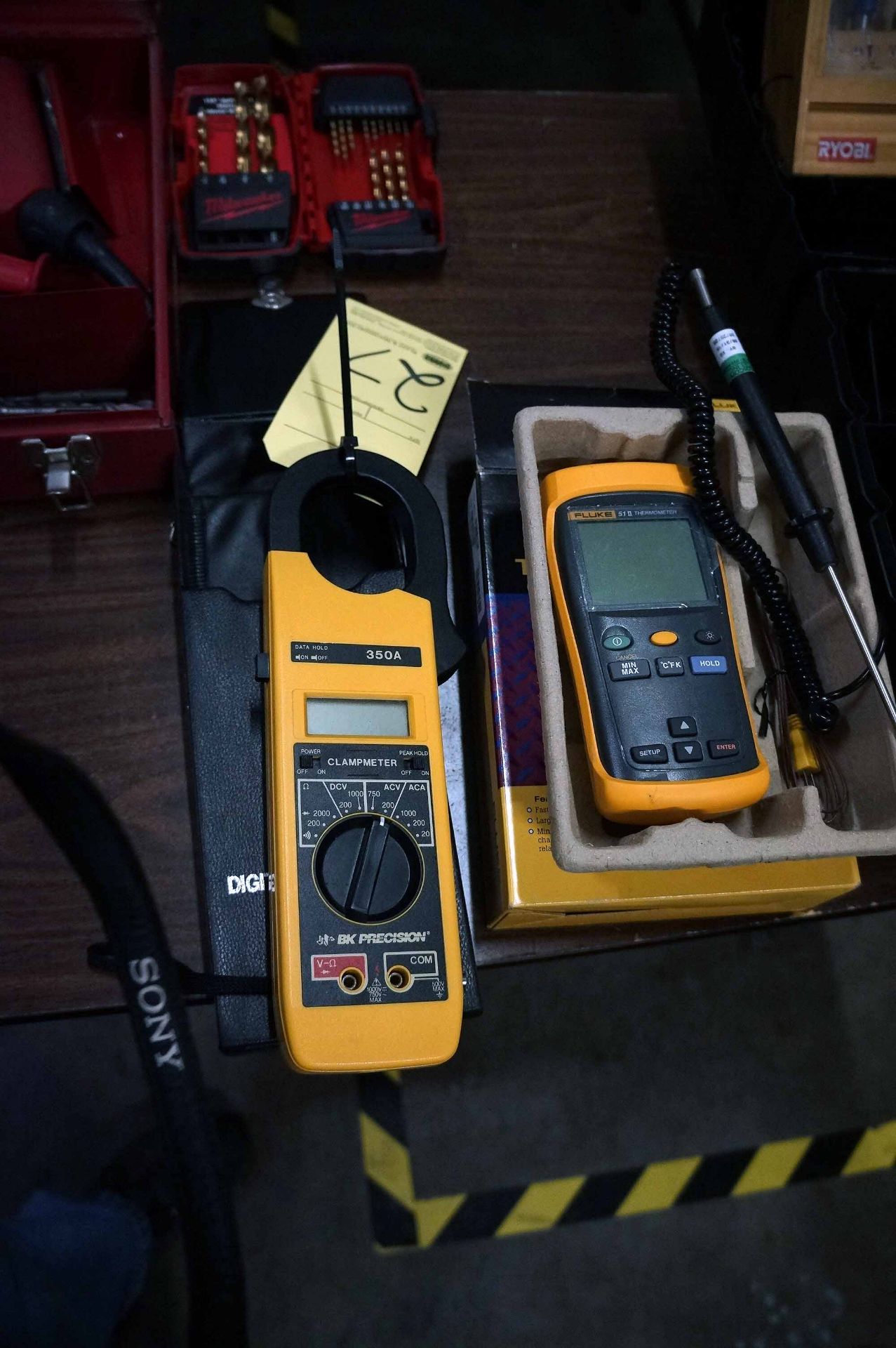 LOT CONSISTING OF: BK Precision 350A clampmeter & Fluke Thermometer 51 thermocouple