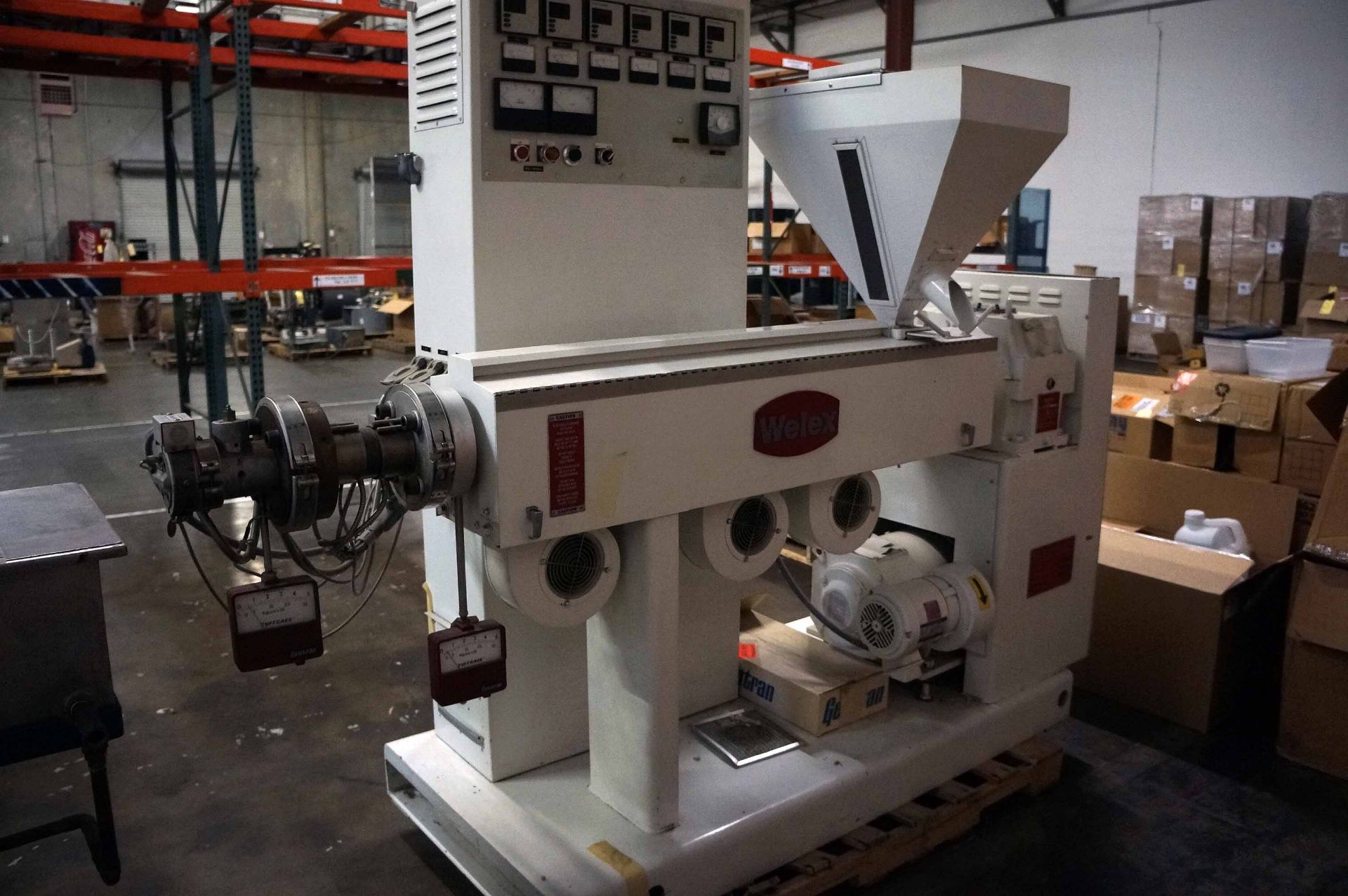 PLASTIC EXTRUDER, WELEX MDL. 2.00 24:1 RHNV, 3-barrel, air cooled barrel, 1 die zone, 2” screw dia.,