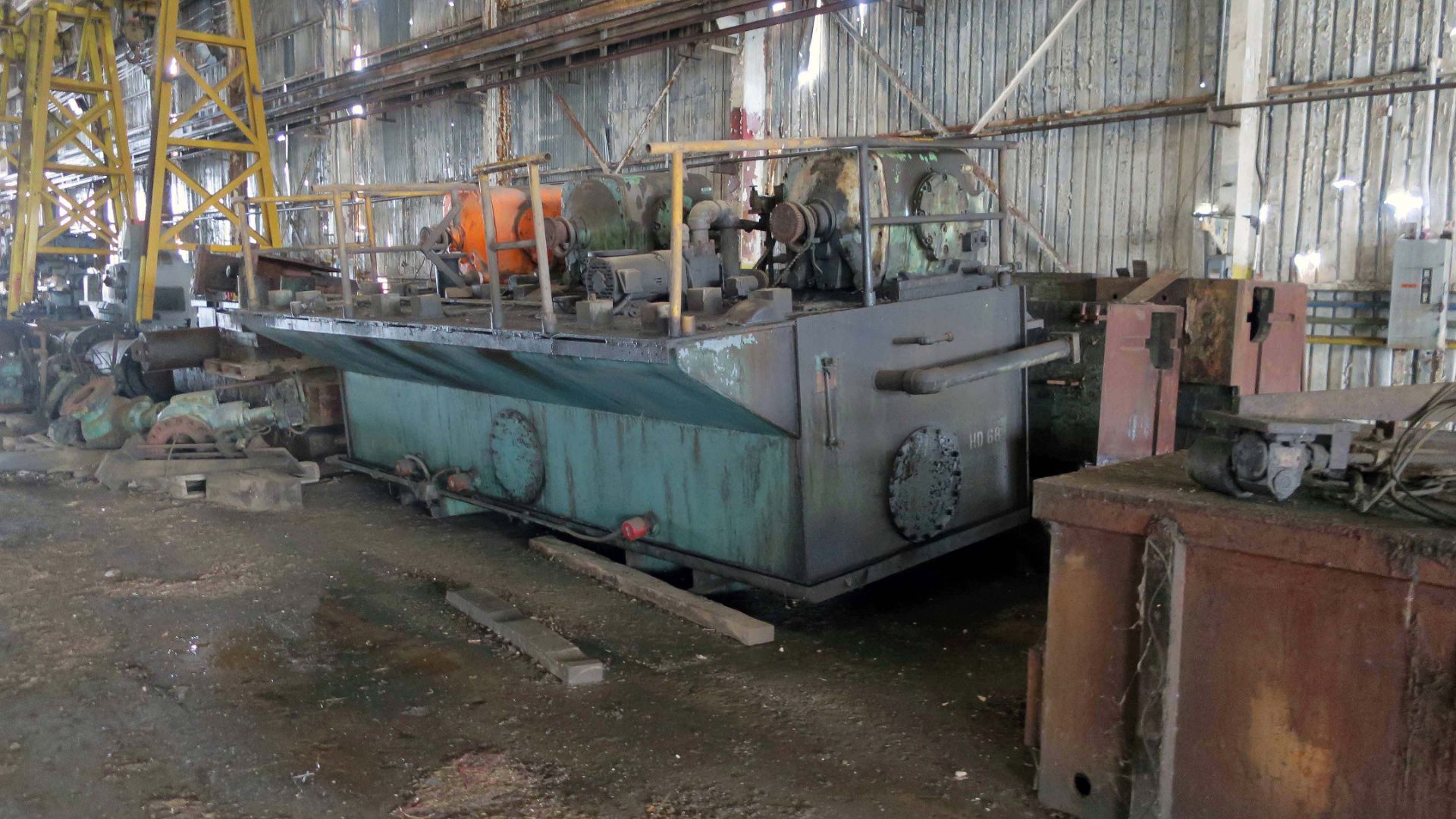 COLUMN STYLE HYDRAULIC PRESS, VERSON 1,500 T. CAP. MDL. 1500-HD3-180-196-4T, 154" x 122" betw.