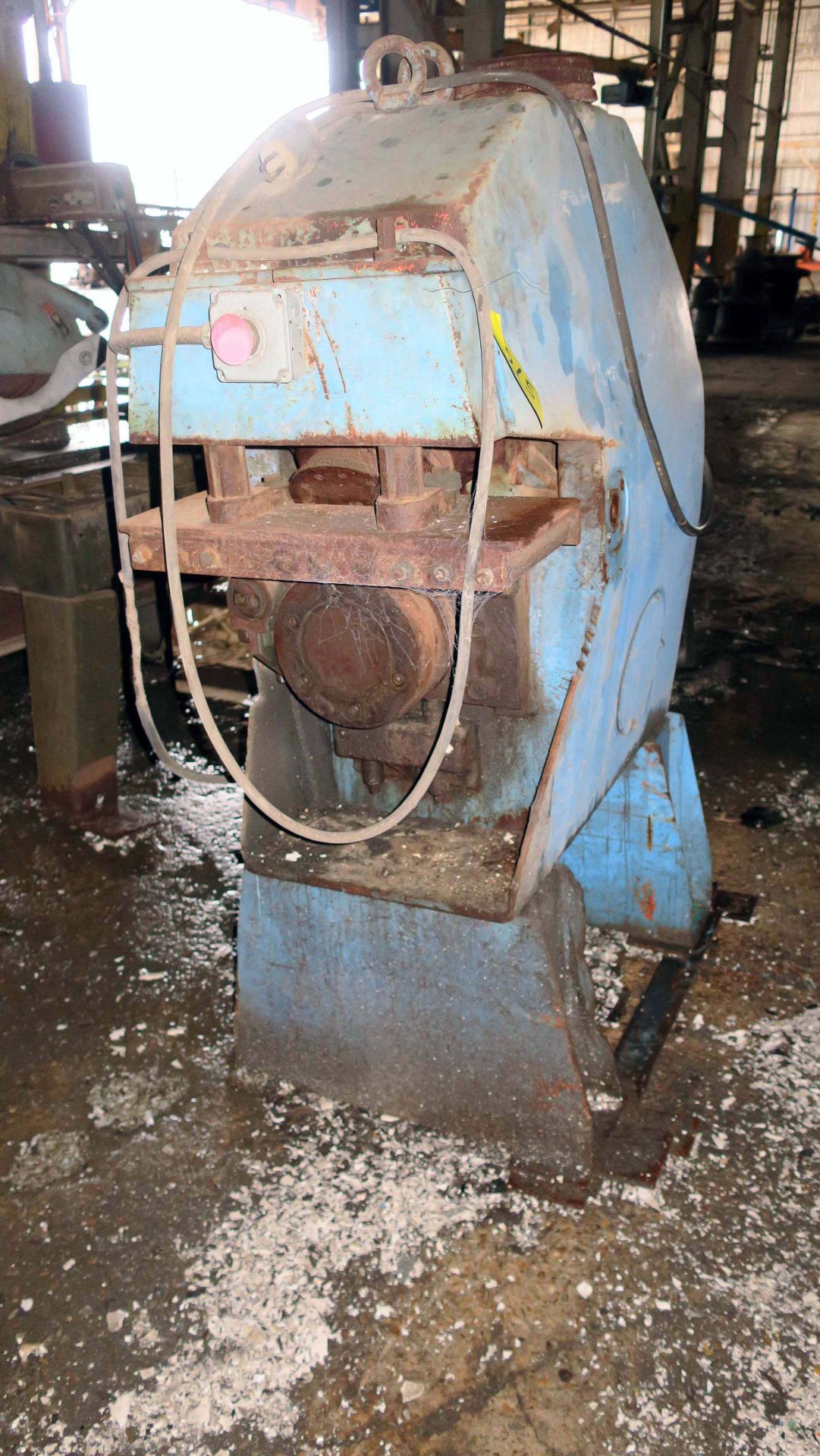 PLATE BEVELING MACHINE, PULLMAX MDL. Z-91 (Location A: 1401 N Decatur Street, Montgomery, AL 36104) - Image 2 of 2