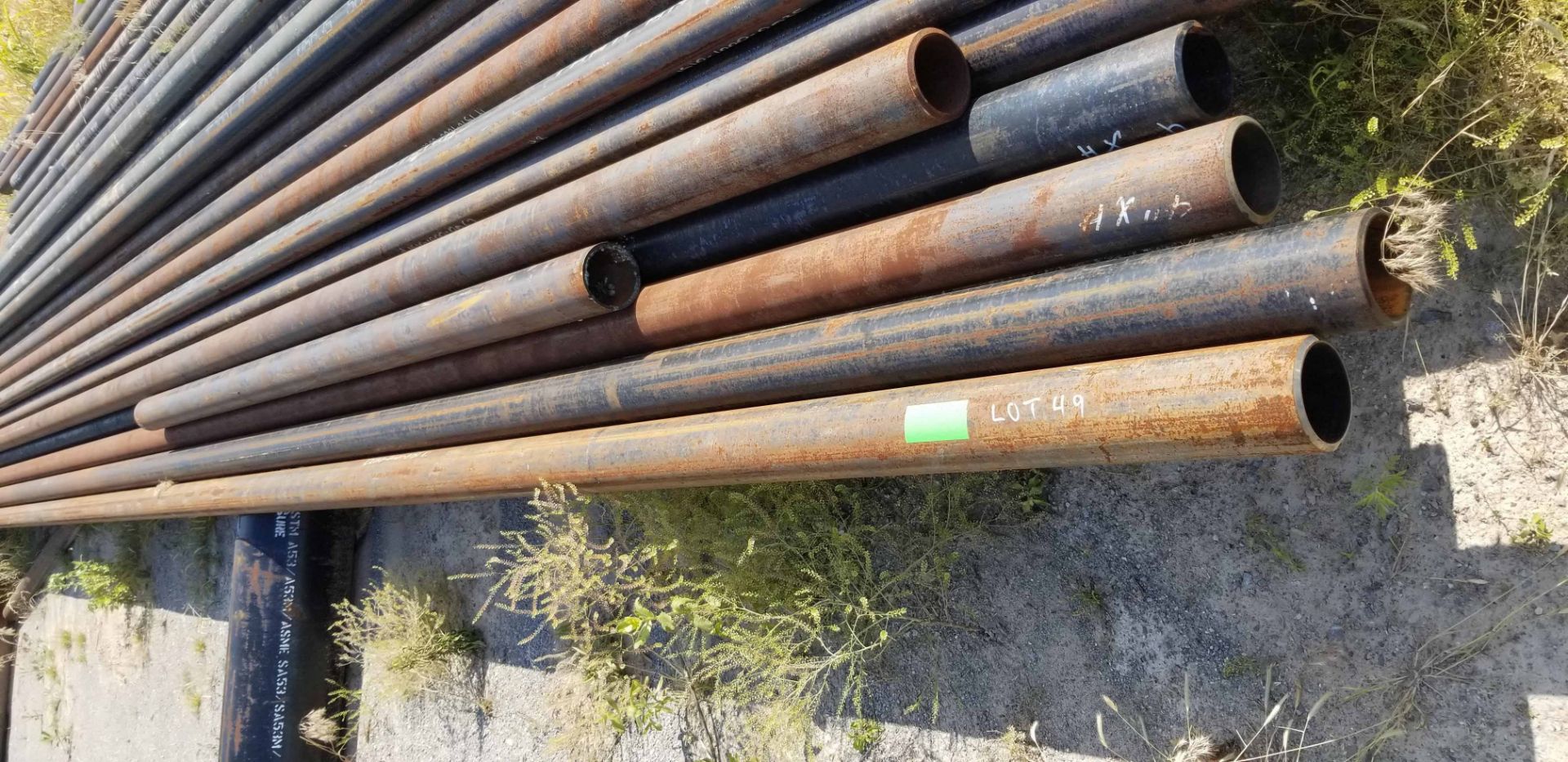 LOT CONSISTING OF: (APPROX. 9800 INCHES) PIPE,SEAMLESS,4",S80/XH,SA-106-B,ASME B36.10 (LOADING