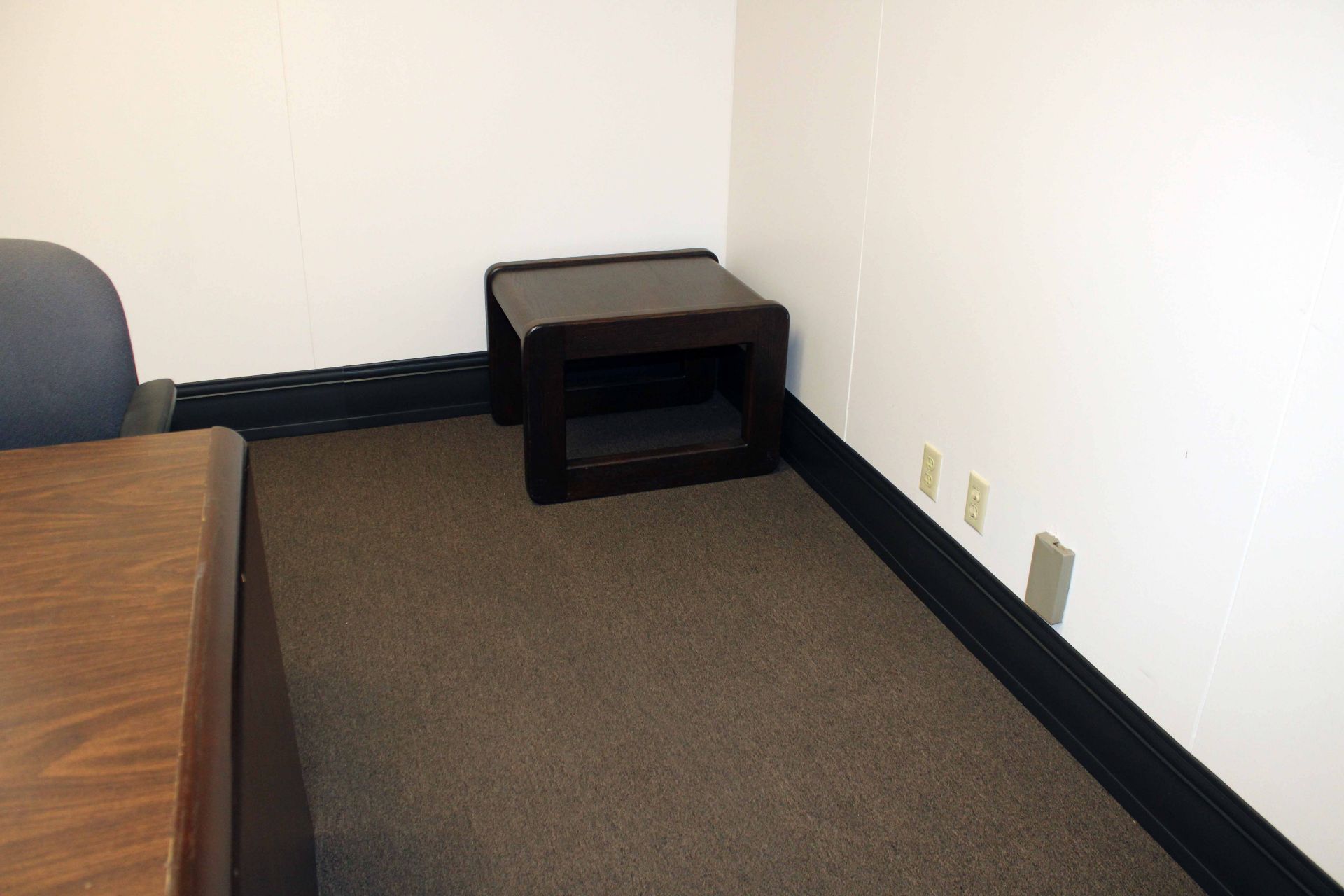 LOT OF FURNITURE IN OFFICE (electronics not included) - Image 3 of 3