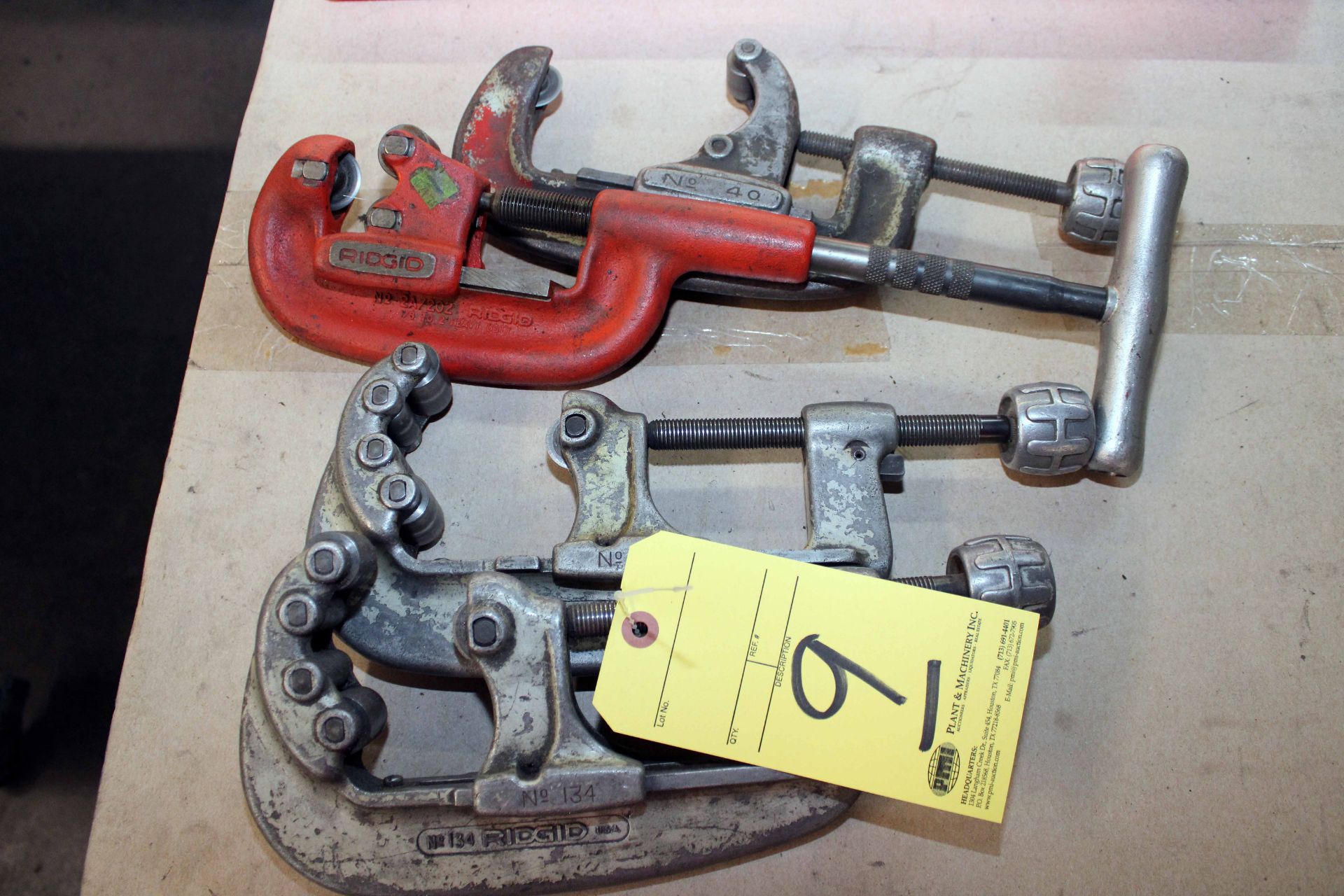 LOT OF TUBING CUTTERS (4)