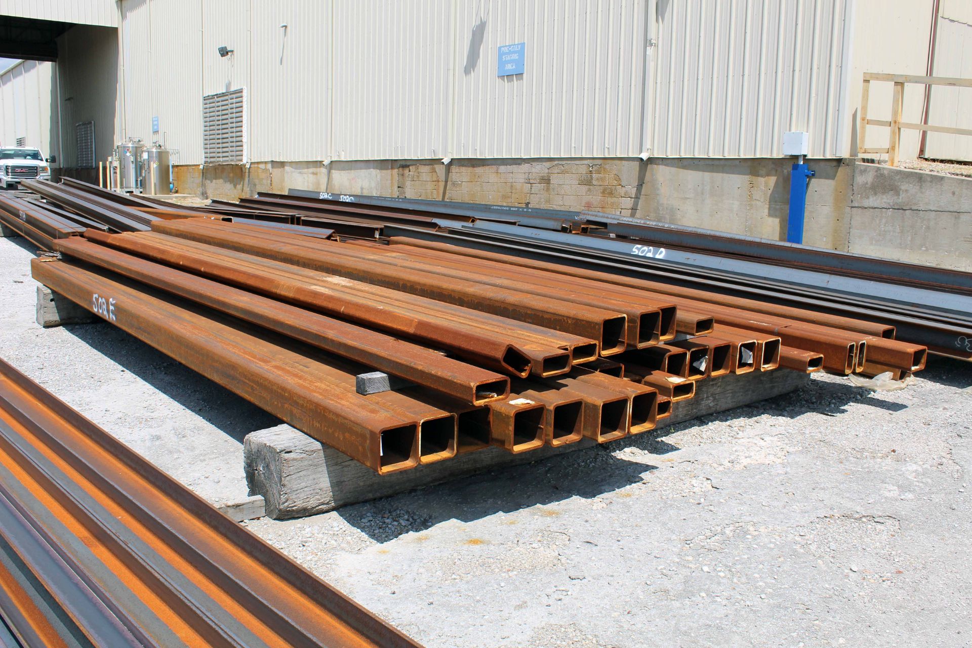 LOT OF RAW MATERIAL CONSISTING OF: square & rect. tubing, 8" x 4" x 20' & 8" x 8" x 20'