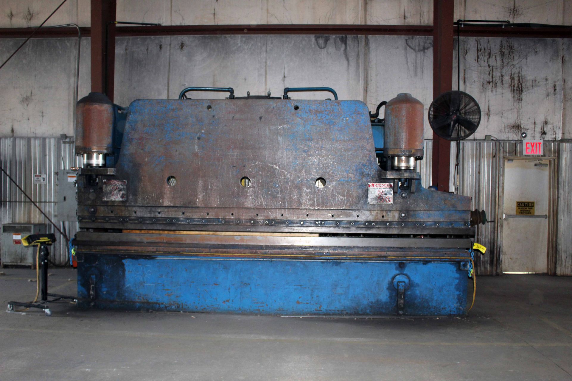HYDRAULIC PRESSBRAKE, PACIFIC APPROX. 300 T. CAP., 16’ overall bending length, 12’ distance btwn.