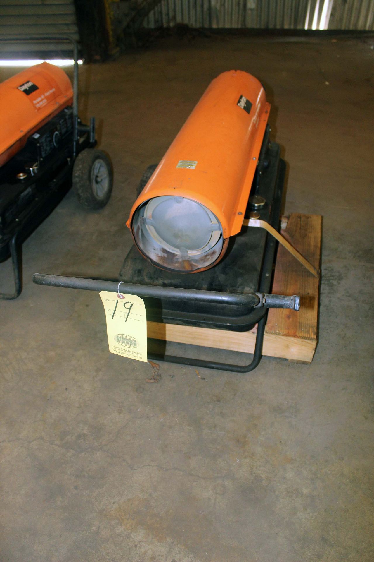 SHOP HEATER, DAYTON, 170,000 BTU