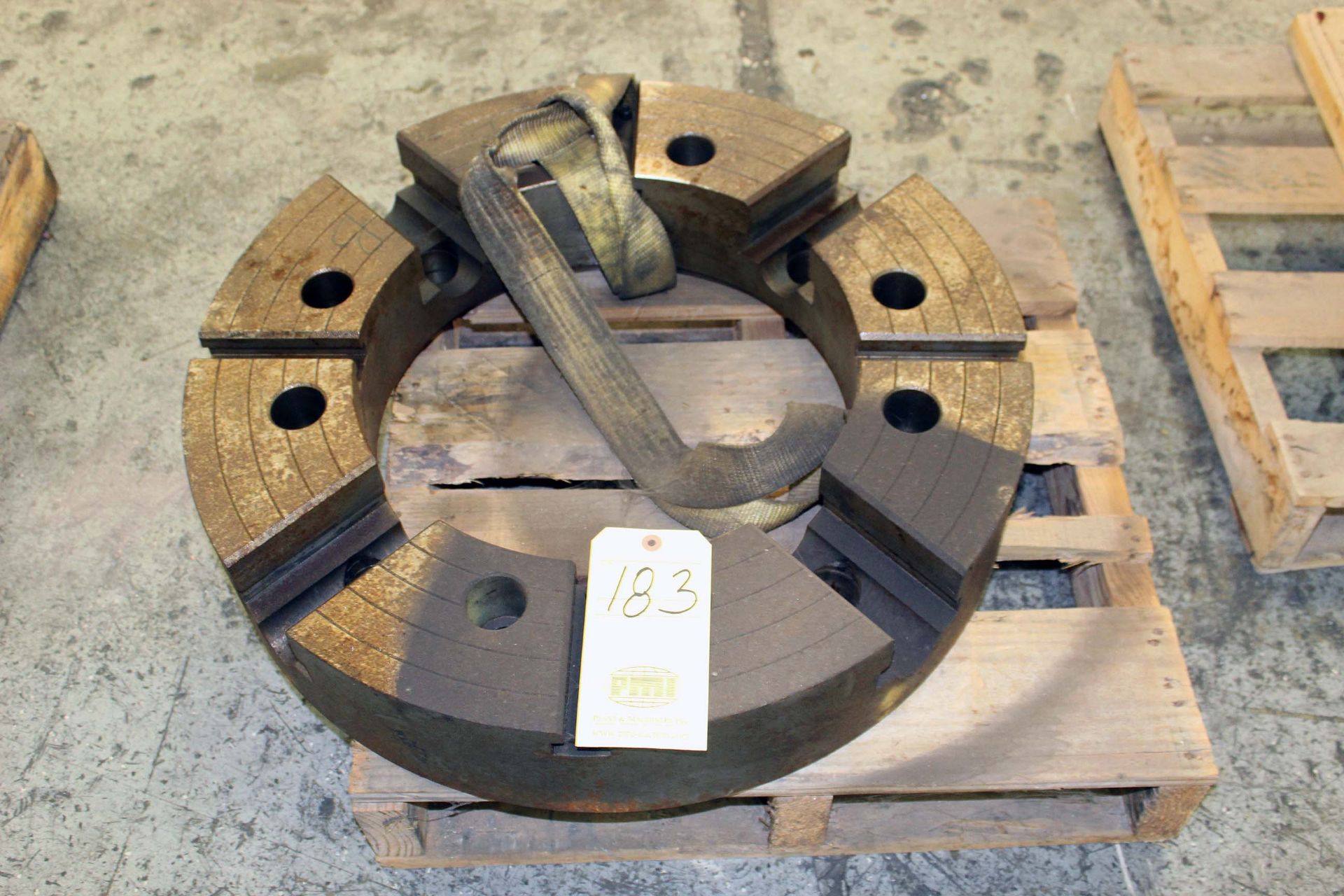 4-JAW CHUCK, 25" (missing jaws)