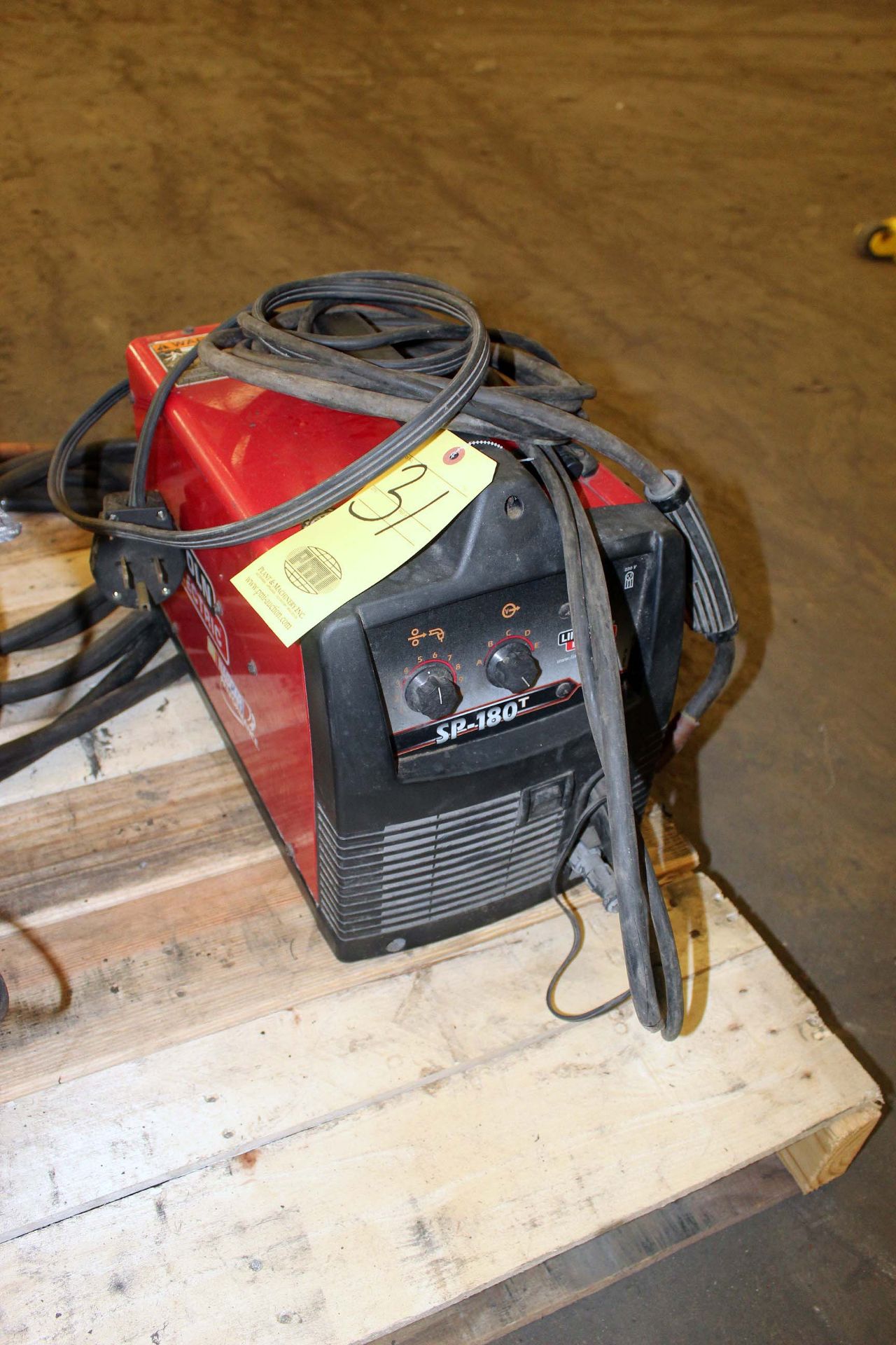 MIG WELDER, LINCOLN MDL. SP-180T, S/N M3080203547