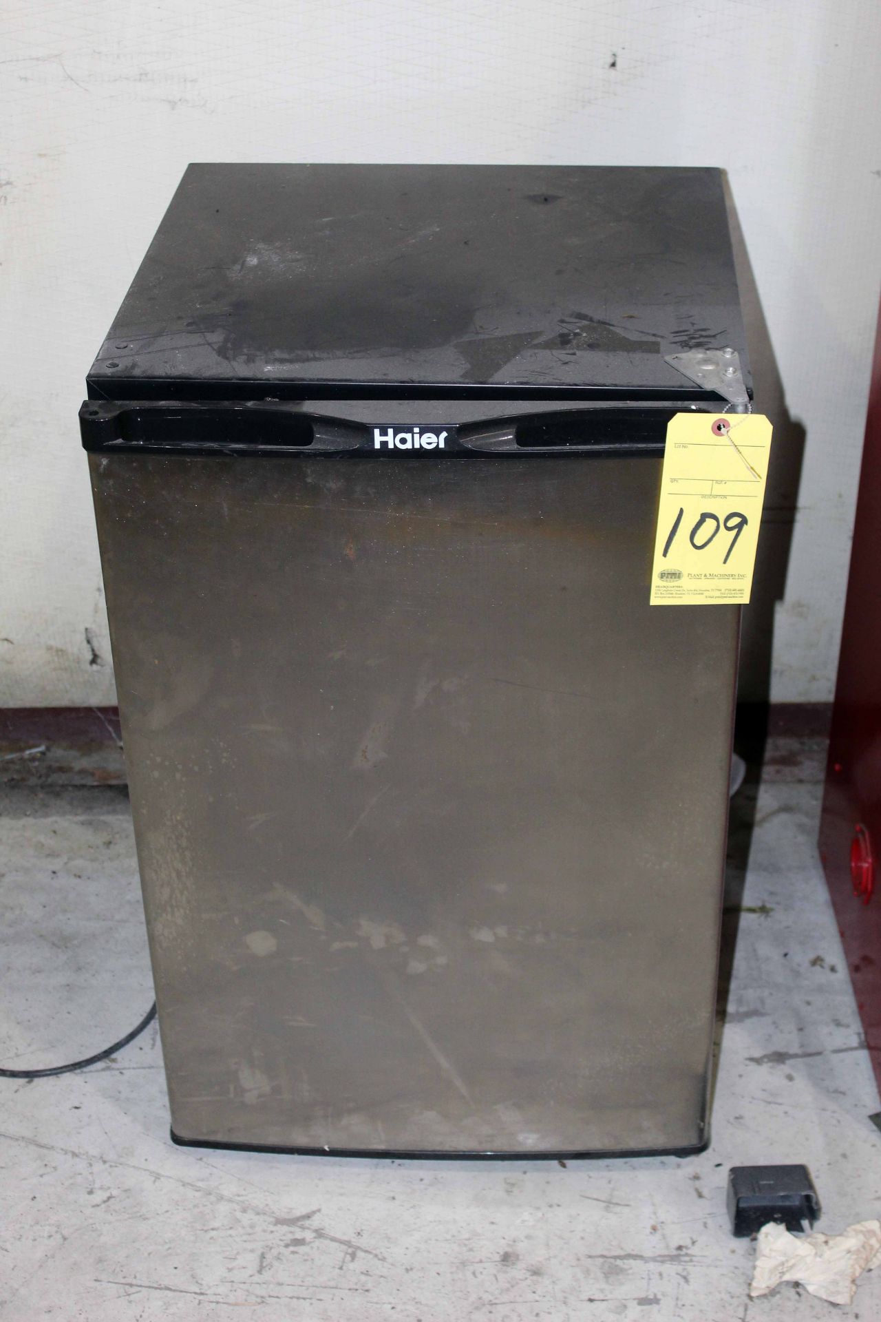 REFRIGERATOR, HAIER