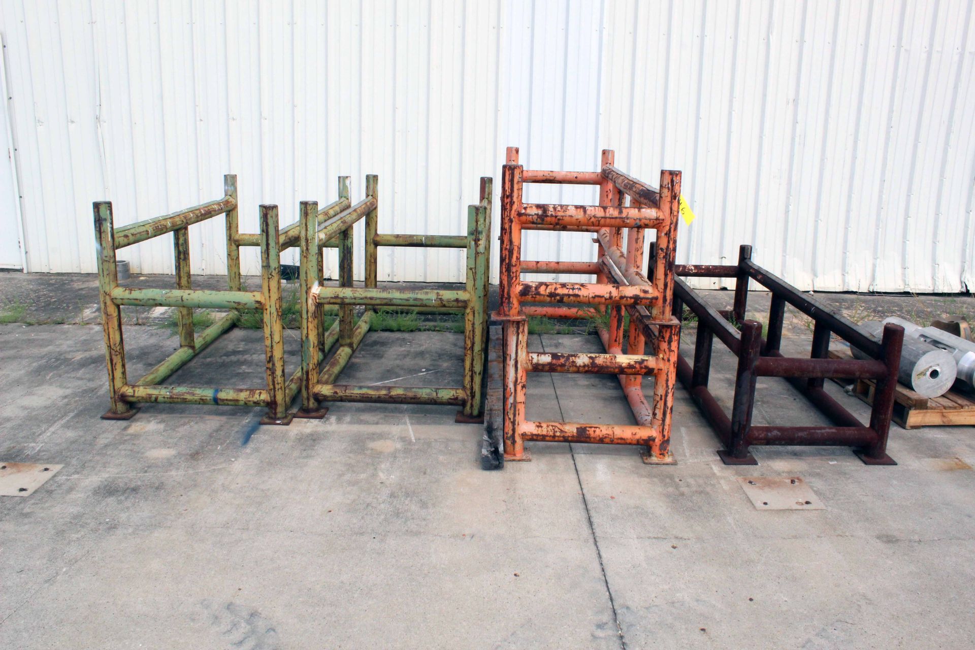 LOT OF PIPE RACK STANDS