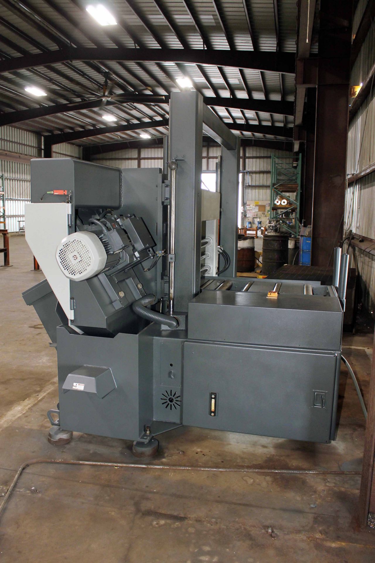 AUTOMATIC HORIZONTAL BANDSAW, HYD-MECH MDL. H22A, new 2009, 22" round cap., 2" blade size, power - Image 3 of 11