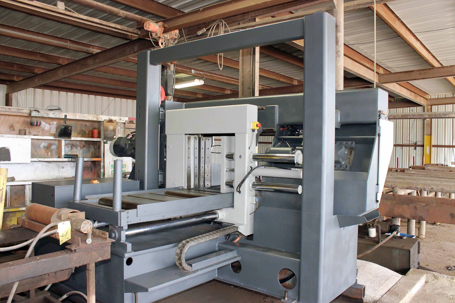 AUTOMATIC HORIZONTAL BANDSAW, HYD-MECH MDL. H22A, new 2005, 22" round cap., 2" blade size, power - Image 3 of 7