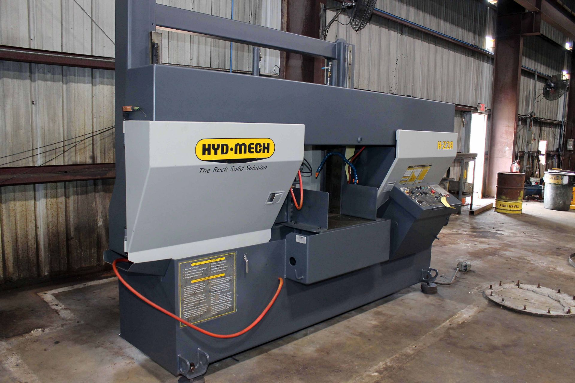 AUTOMATIC HORIZONTAL BANDSAW, HYD-MECH MDL. H22A, new 2009, 22" round cap., 2" blade size, power - Image 5 of 11