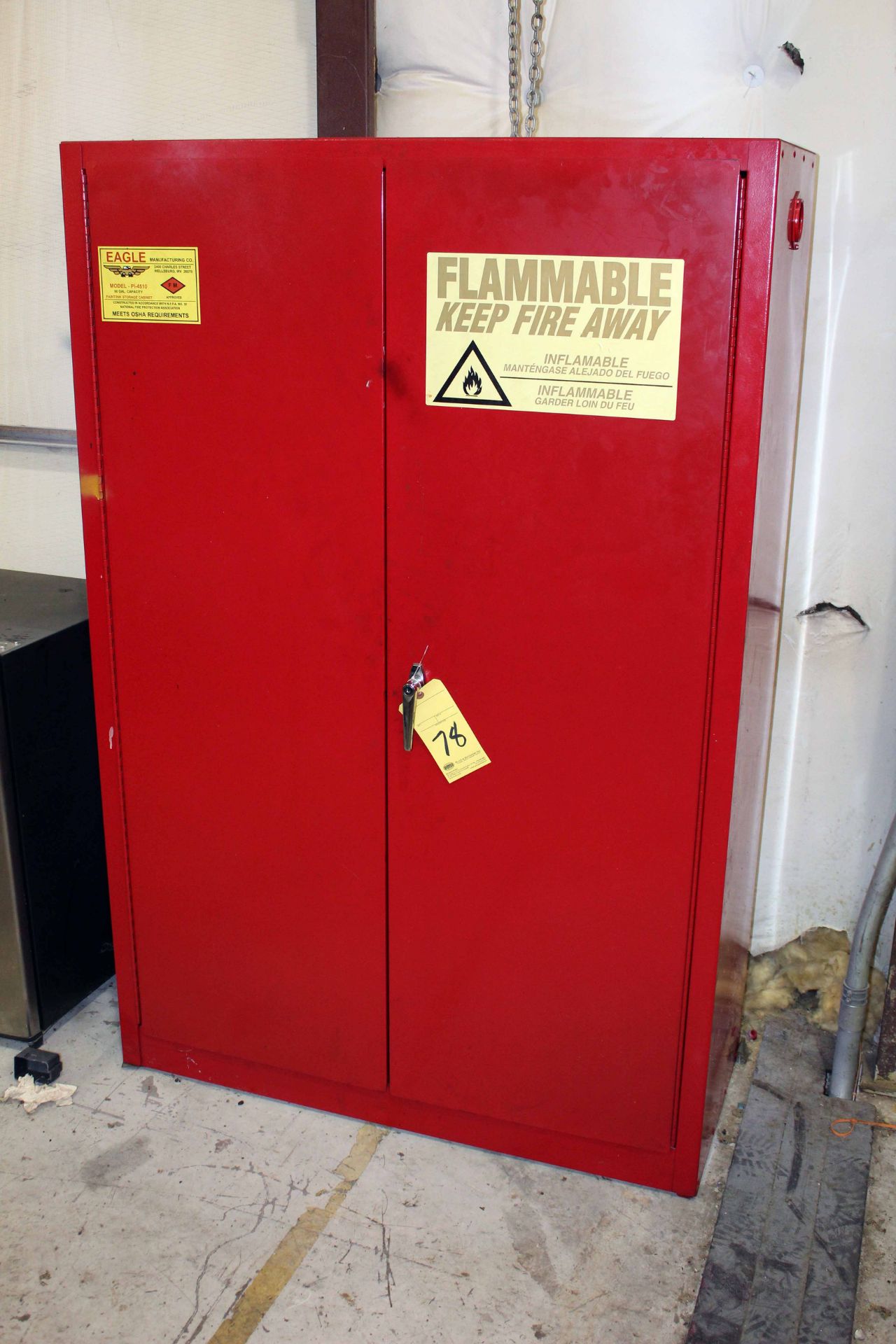 FLAMMABLE MATERIAL STORAGE CABINET