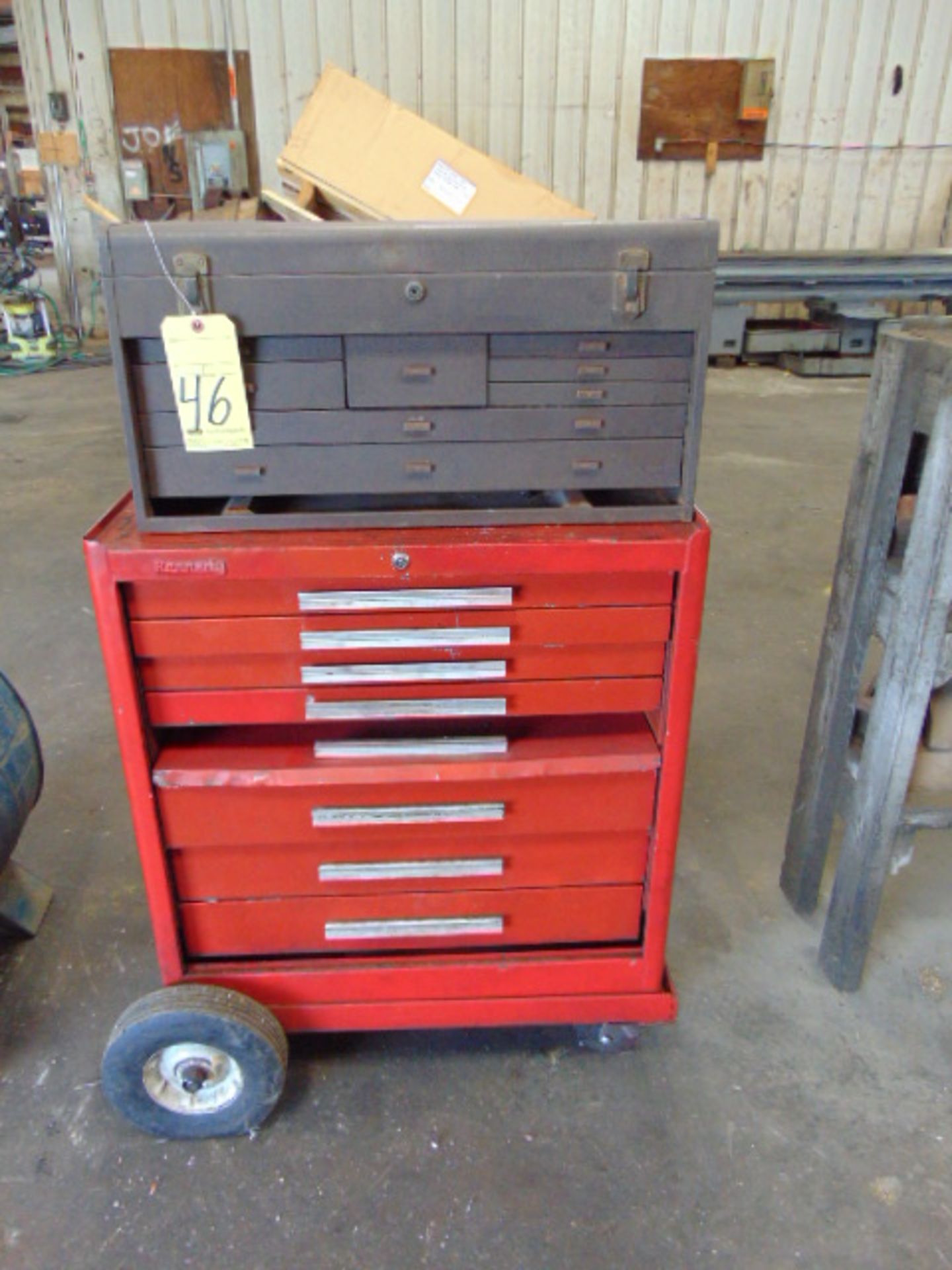 PORTABLE TOOL BOX, w/tools