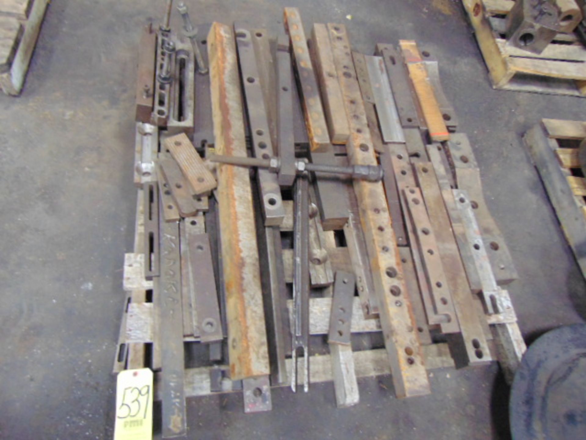 LOT OF PARALLELS, assorted (on one pallet)