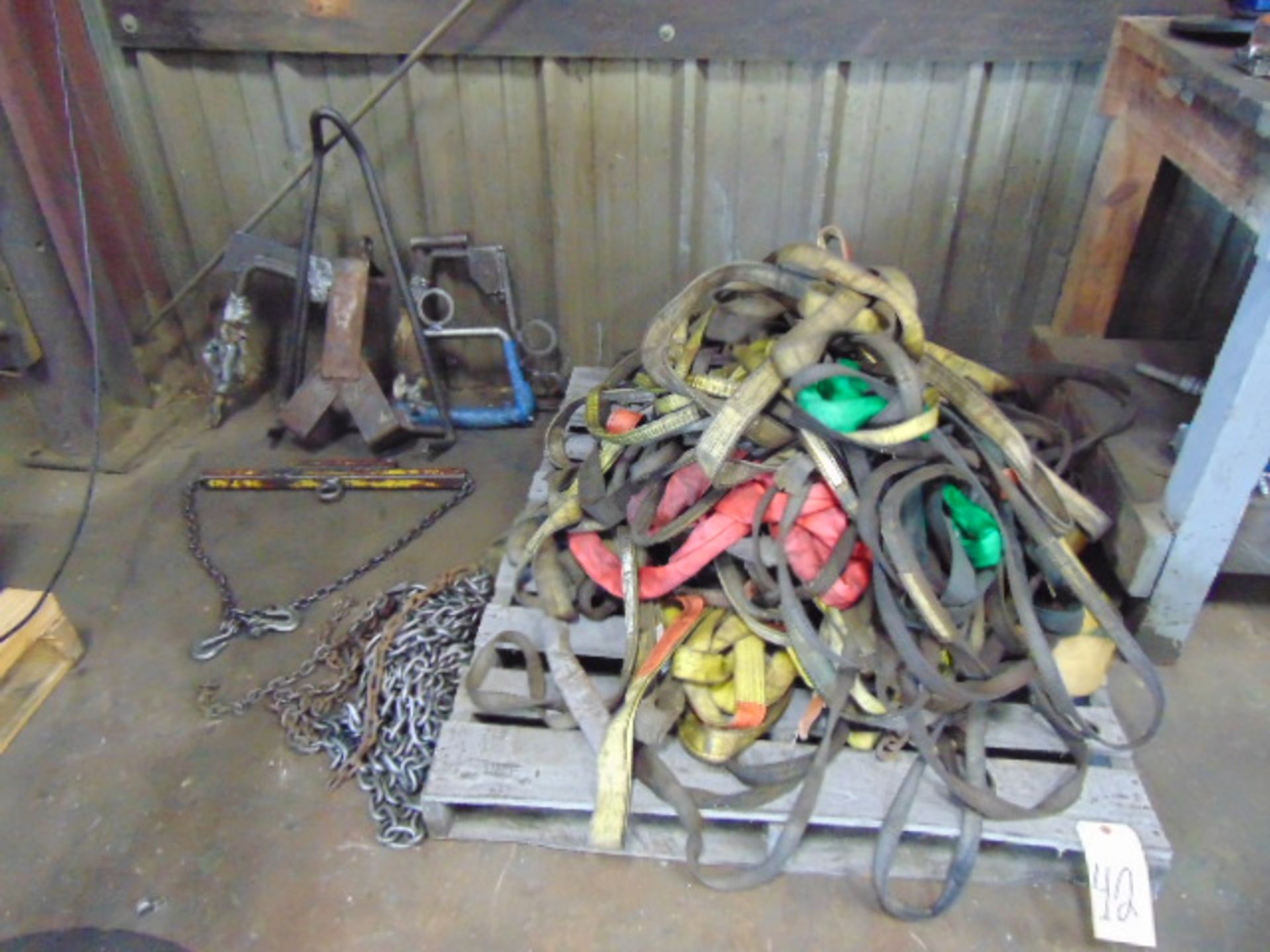 LOT CONSISTING OF: slings & lifting hooks, assorted