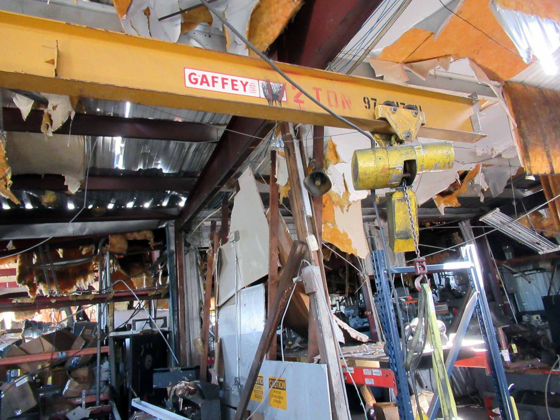 PEDESTAL JIB CRANE, CLEVELAND BEACON 1 T. X APPROX. 12' REACH, 11' ht., Budgit 1 T. cap. elec. chain - Image 2 of 3