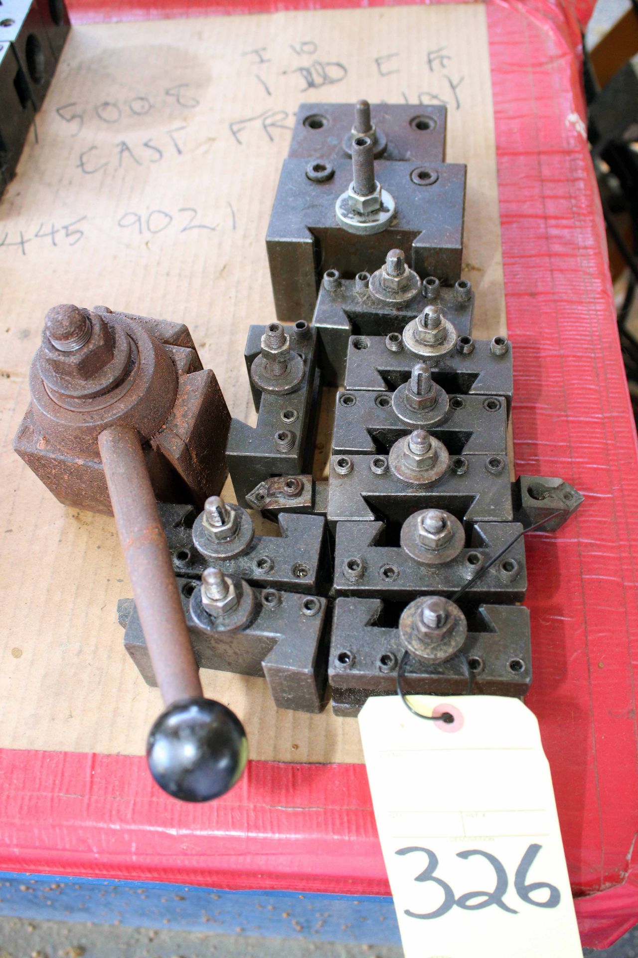 TOOLPOST, ALORIS CXA, w/(11) CXA toolholders