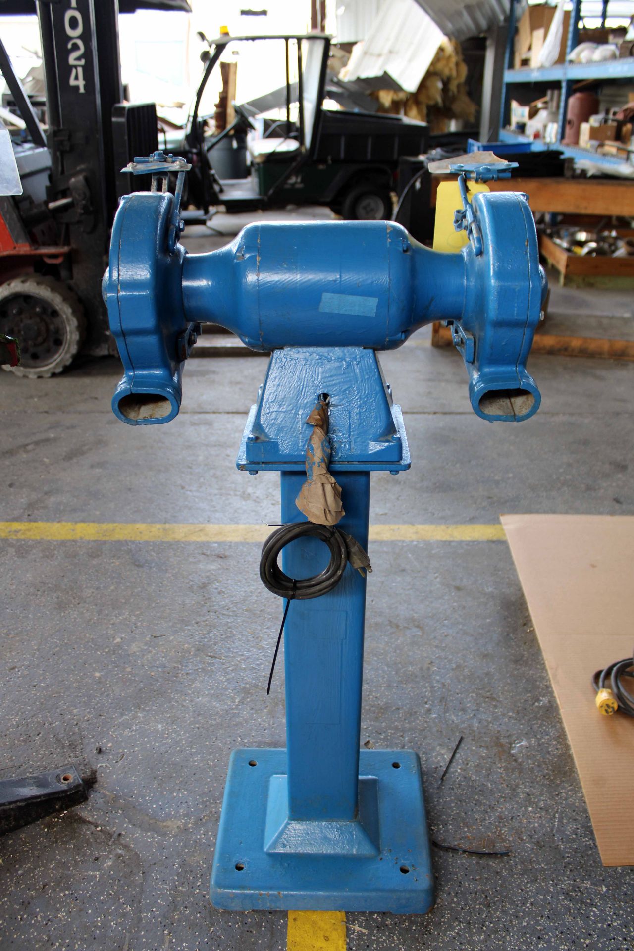 GRINDER, BALDOR 8", 3/4 HP motor, 115/230 v. - Image 2 of 2