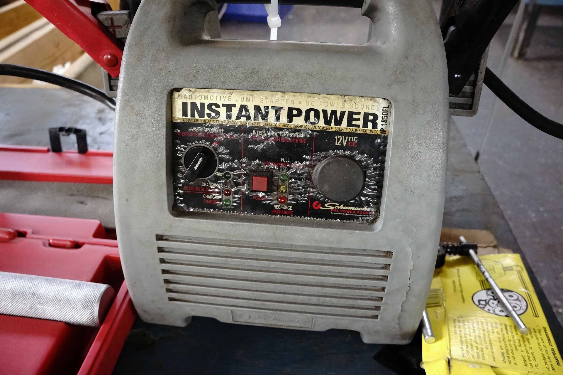 LOT CONSISTING OF: Instapower unit, chain breaker & Westward H.D. spanner - Image 3 of 4