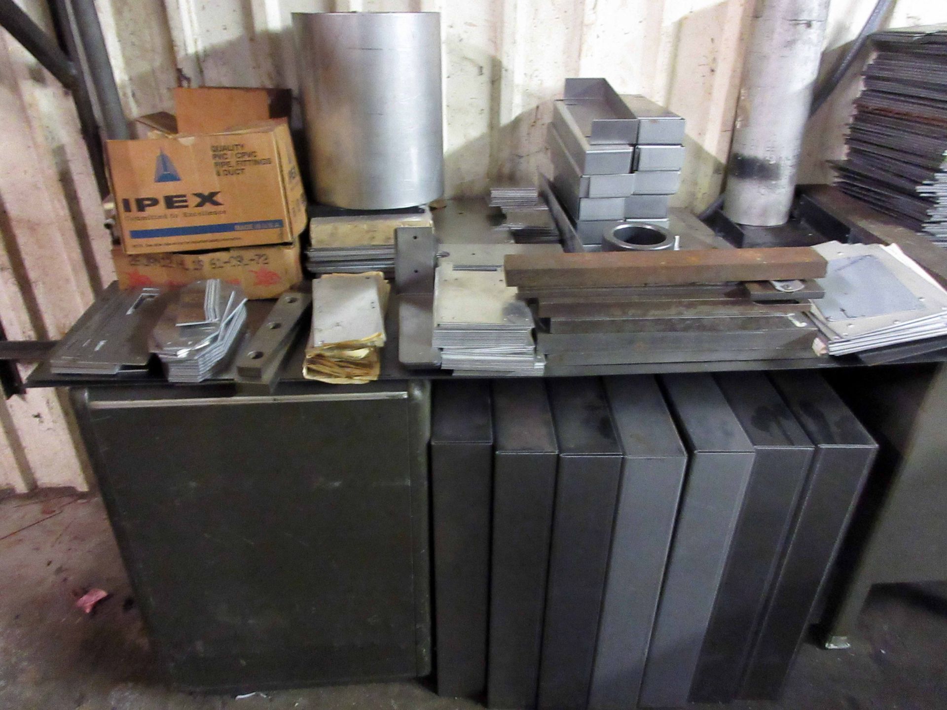 LOT OF UNFINISHED PRODUCT: stainless steel, metal, aluminum mix, w/rack - Image 2 of 3