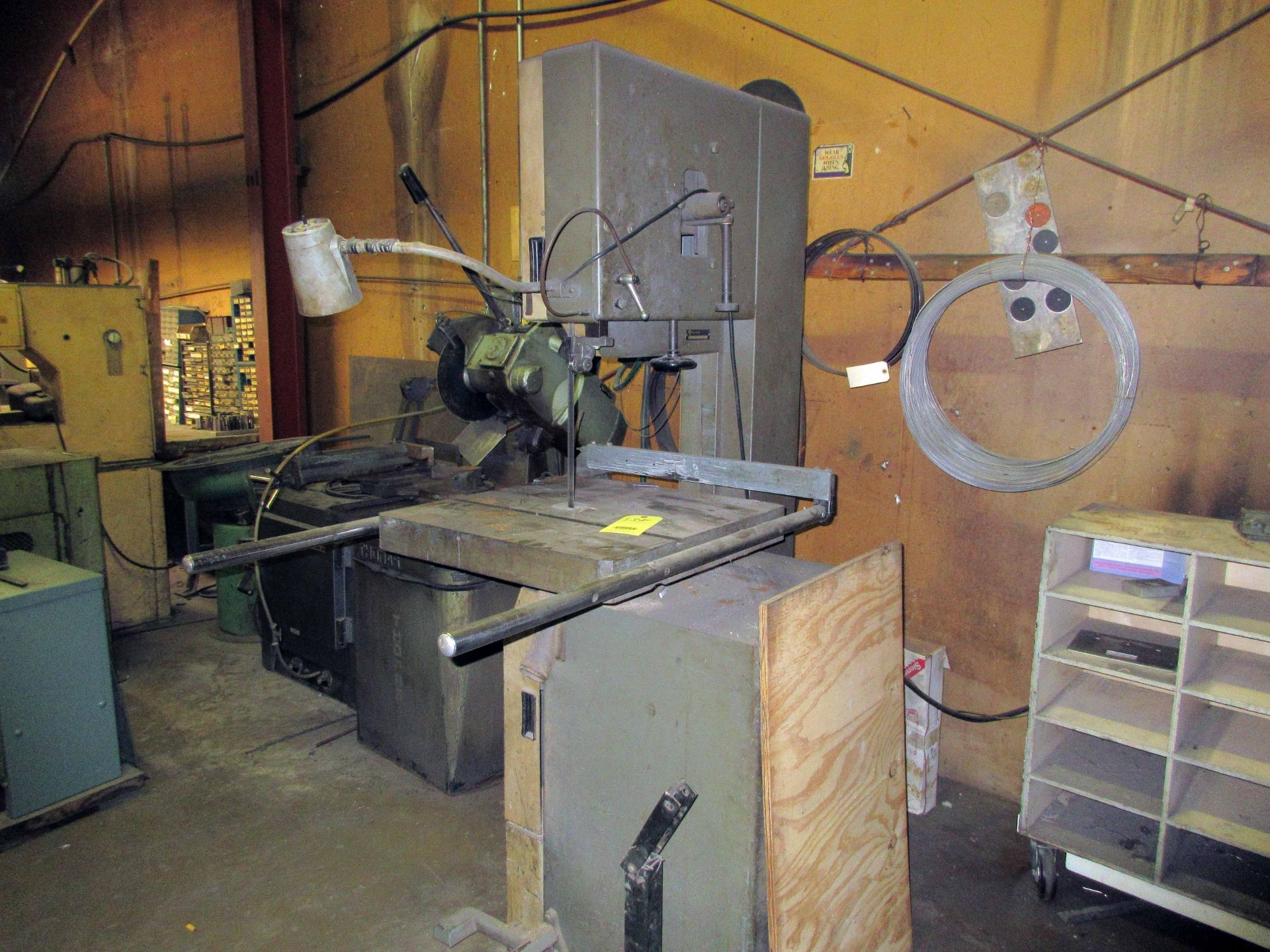 VERTICAL BANDSAW, ROCKWELL 20"