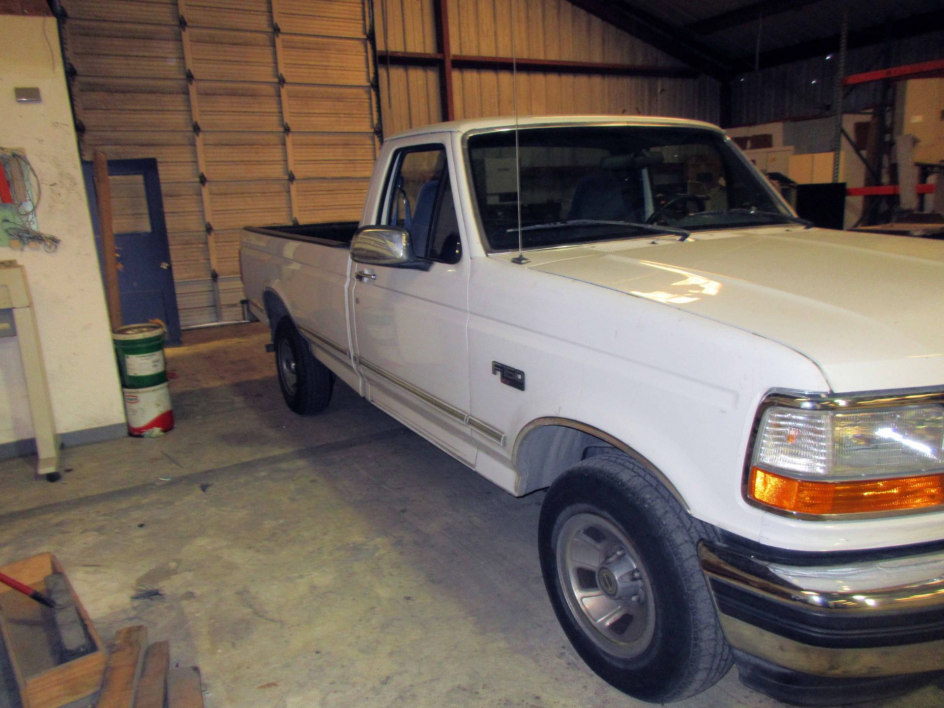 PICKUP TRUCK, 1996 FORD MDL. F150XLT, gasoline engine, auto. trans., Odo: 149,000 miles, Texas - Image 4 of 6