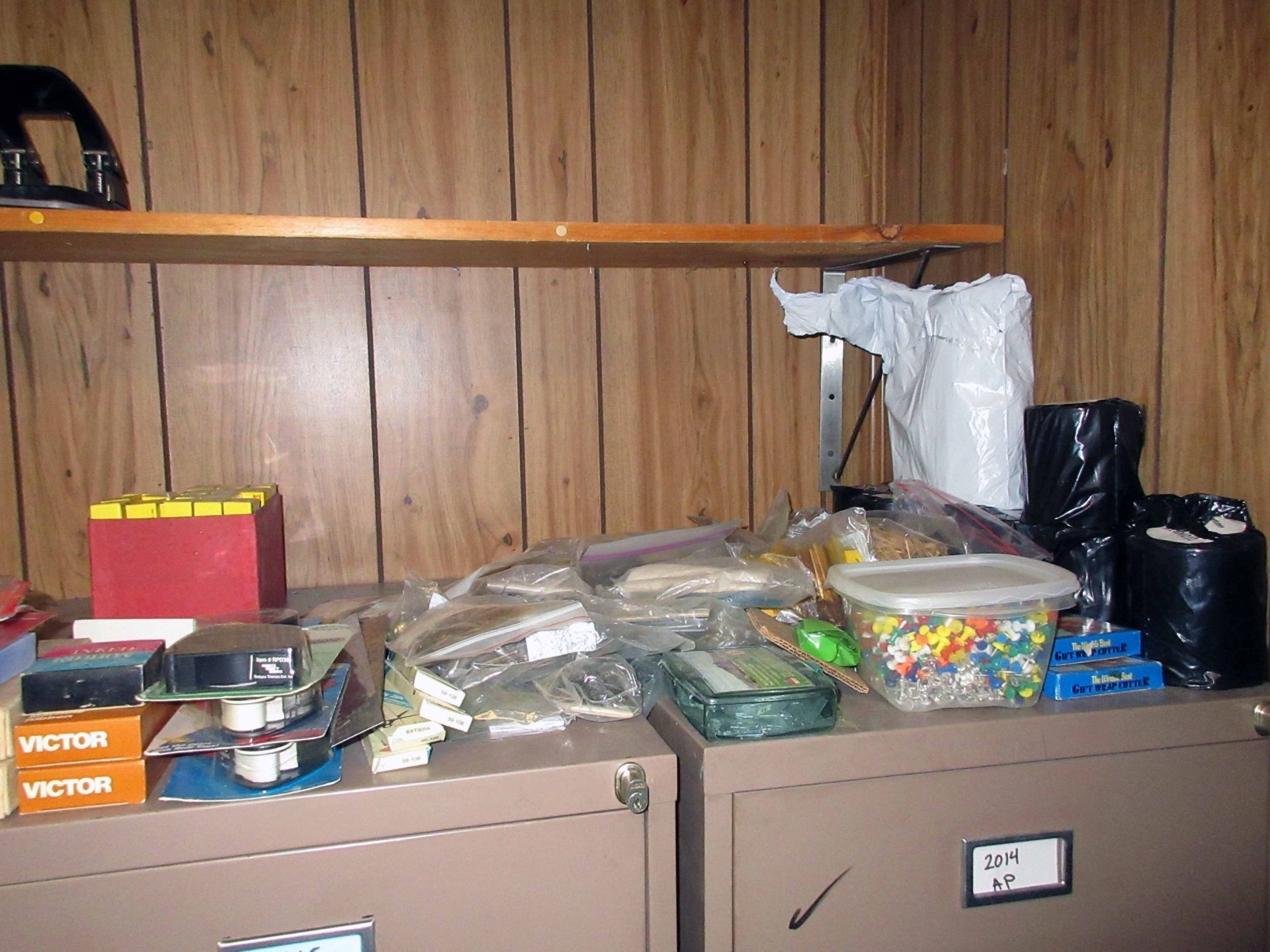 LOT CONSISTING OF: office furniture & supplies (mini fridge not included) - Image 4 of 6
