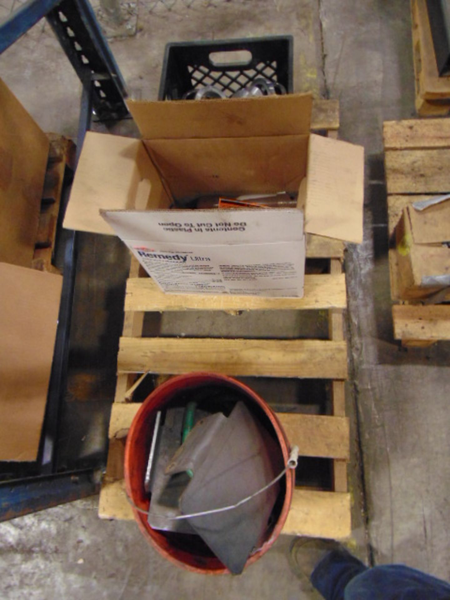 LOT OF MISC. HARDWARE (on five pallets) - Image 3 of 3