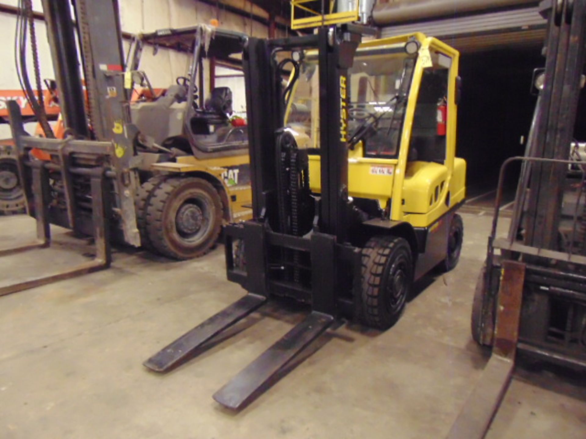 FORKLIFT, HYSTER 8,000 LB. BASE CAP. MDL. H80FT, new 2015, diesel pwrd., 6,400 lbs. @ 24” L.C. as