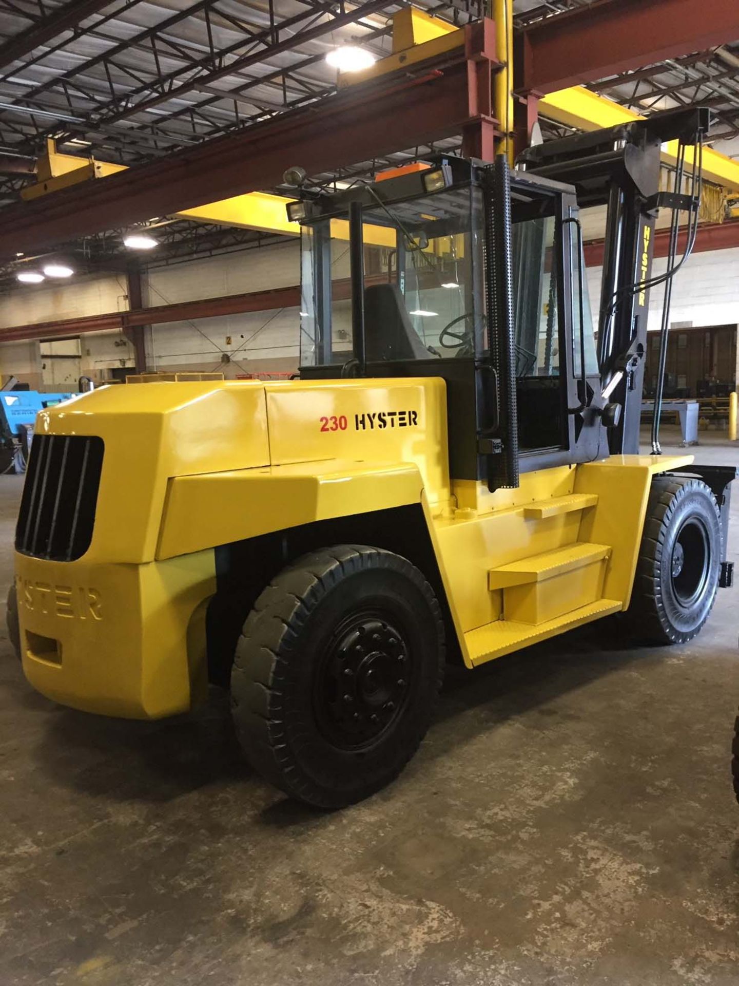 LARGE CAPACITY FORKLIFT, HYSTER 23,000 LB. CAP. MDL. H230XL, LPG, 183" max. lift ht., 2-stage mast, - Image 4 of 8