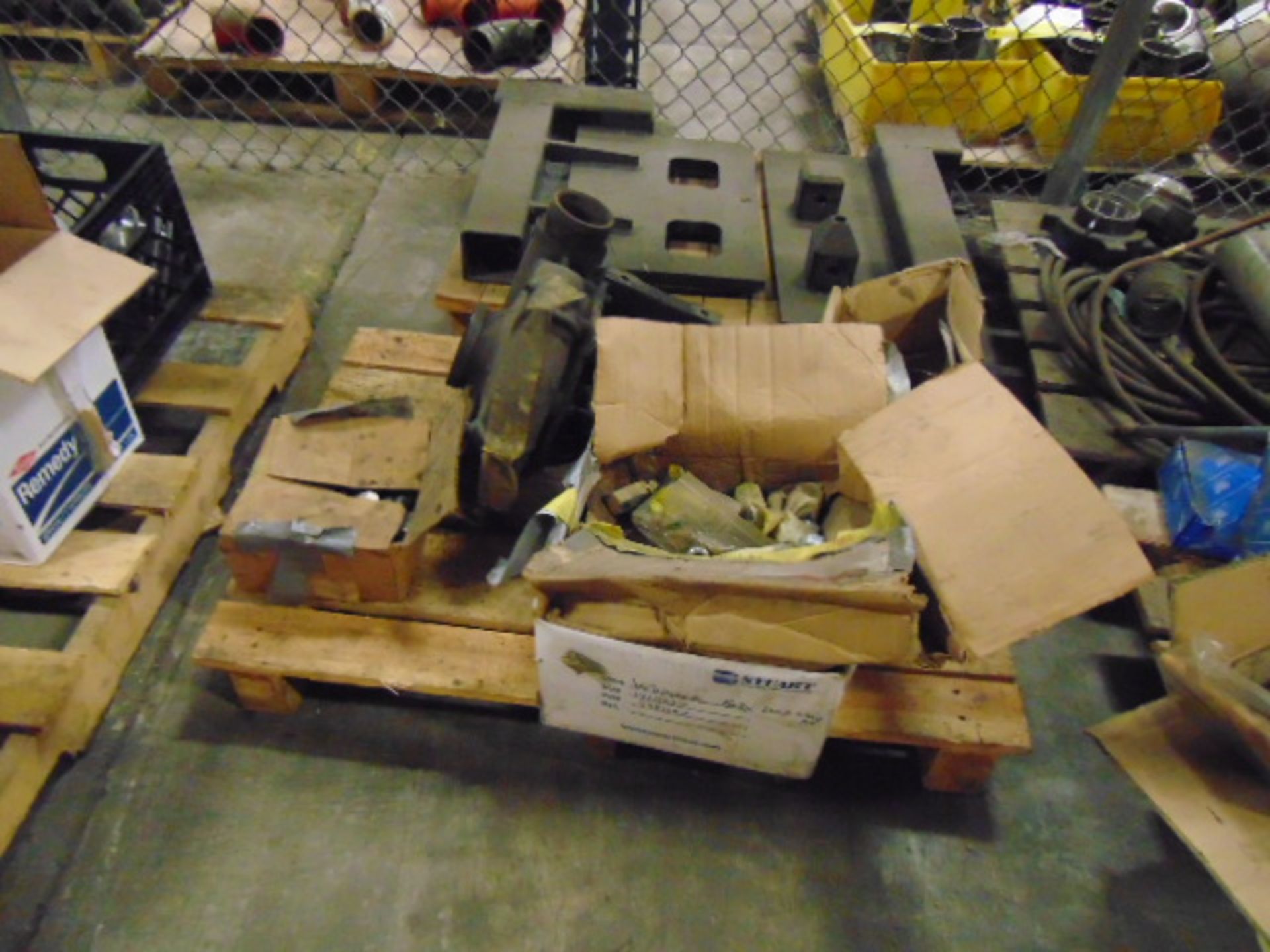 LOT OF MISC. HARDWARE (on five pallets) - Image 2 of 3