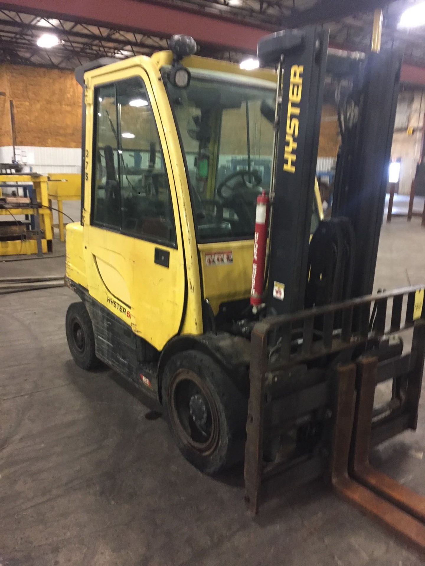 FORKLIFT, HYSTER 6,000 LB. BASE CAP. MDL. H60FT, new 2016, LPG, 122" max. lift ht., 87" view mast, - Image 4 of 13