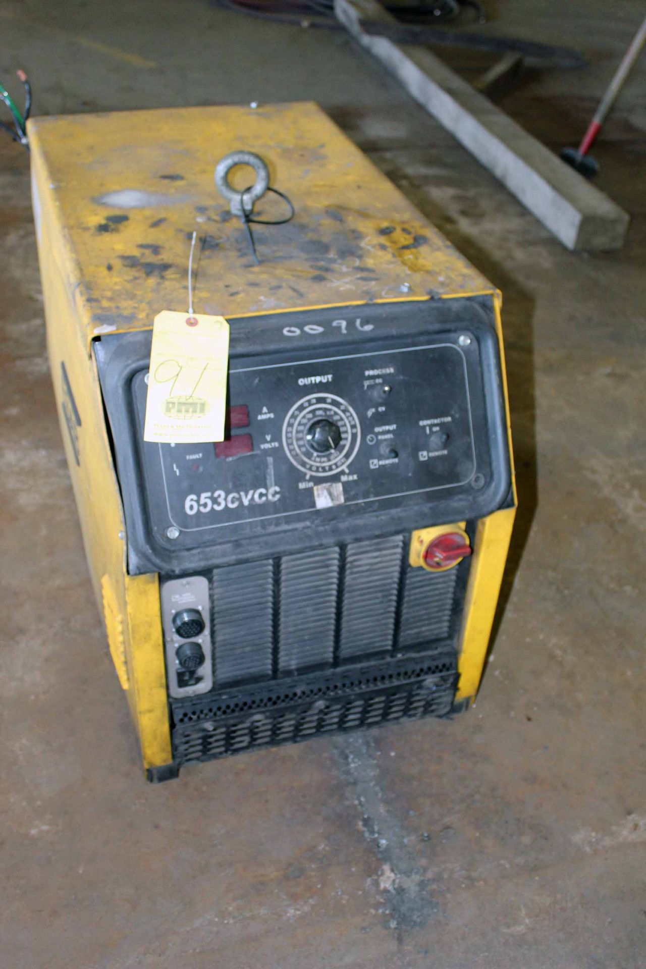 WELDING MACHINE ESAB MDL. 653 CV/CC, w/wire feeder, S/N MP-J606059 (Ft. Worth, TX)