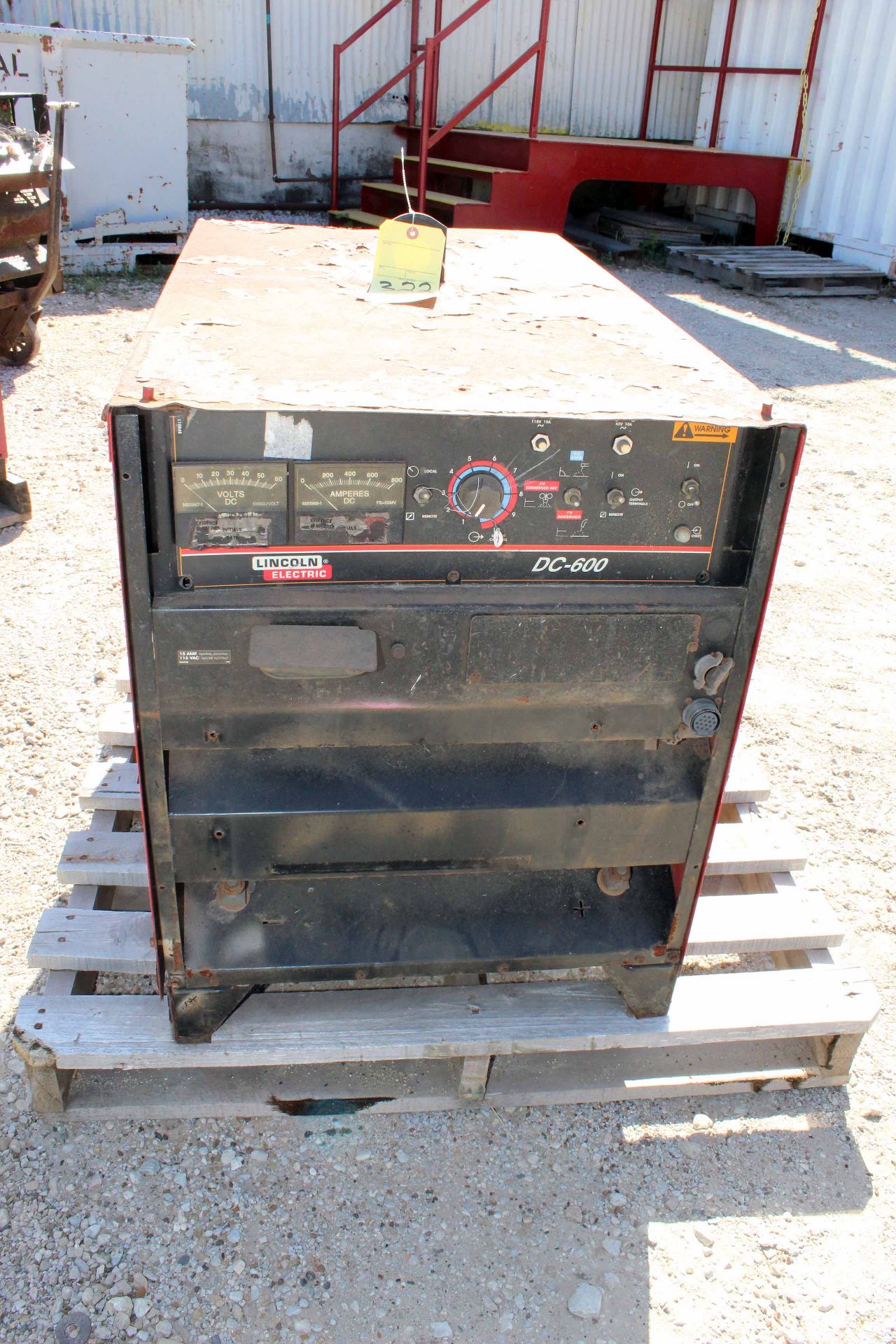 WELDING POWER SOURCE, LINCOLN MDL. IDEALARC DC600, S/N U1070704376 (Dallas, TX)