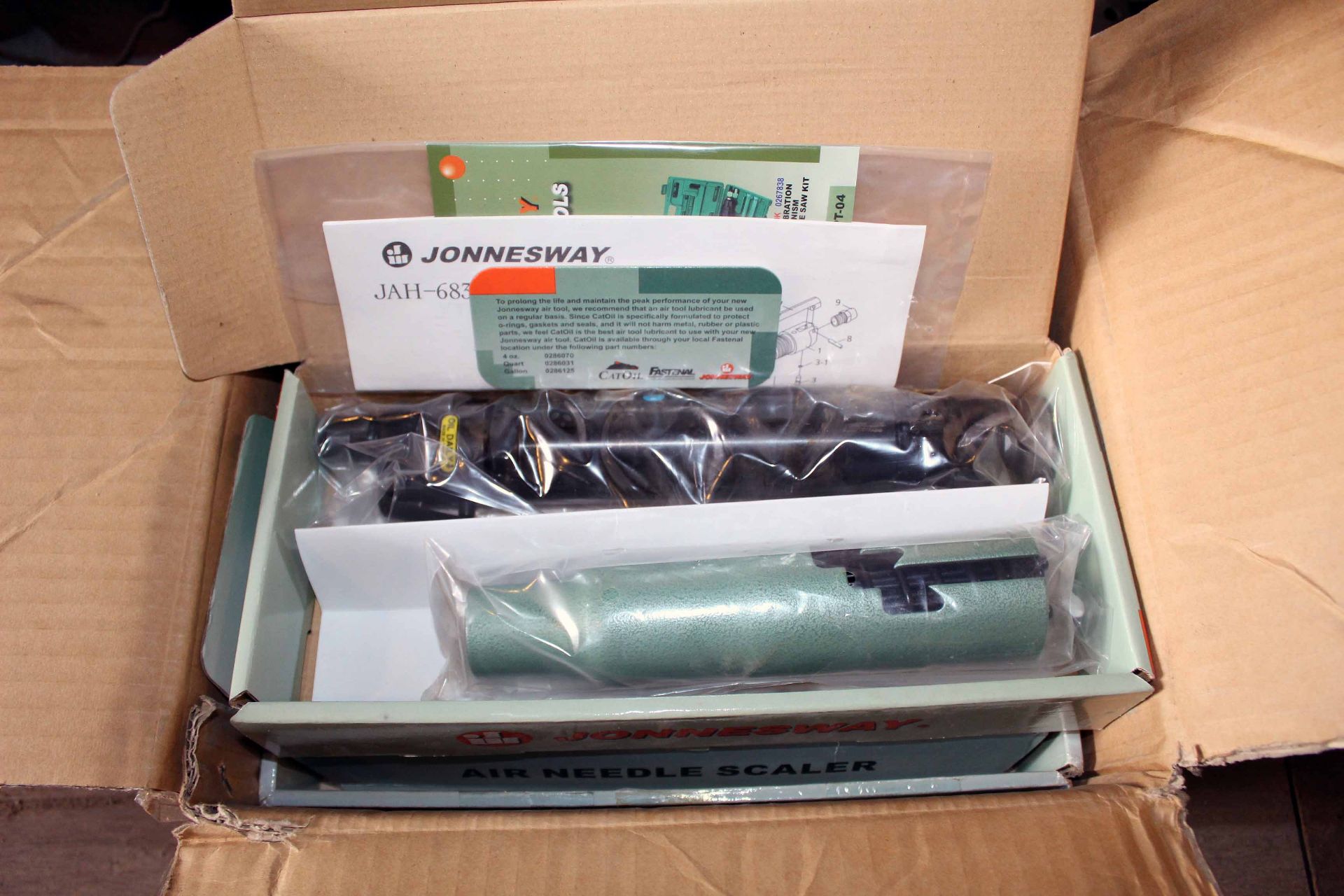 LOT CONSISTING OF: (5) pneu. scales (new in box), Jonnesway Item No. JAH-6836 oscilloscope, - Image 5 of 5