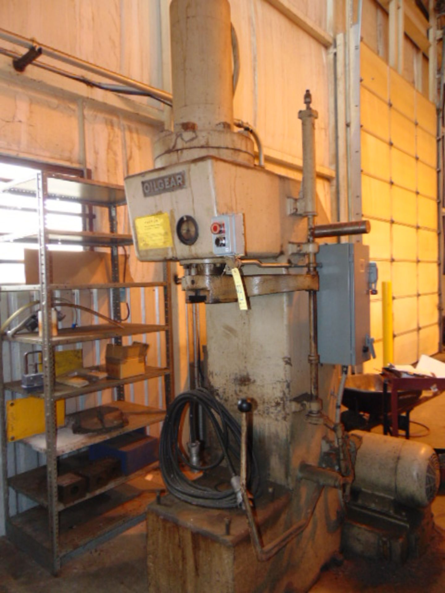 HYDRAULIC PRESS, OILGEAR 90 T. CAP., hand lever control