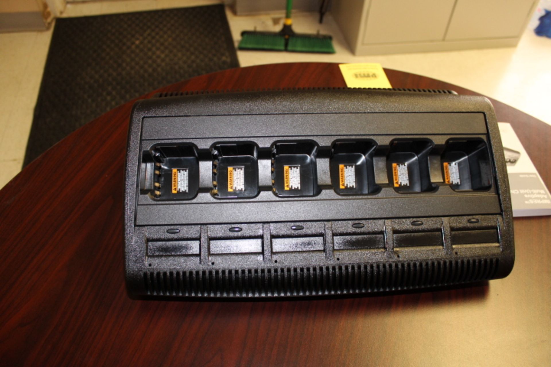 ADAPTIVE MULTI-UNIT CHARGER, MOTOROLA IMPRES (Westlake) - Image 2 of 2